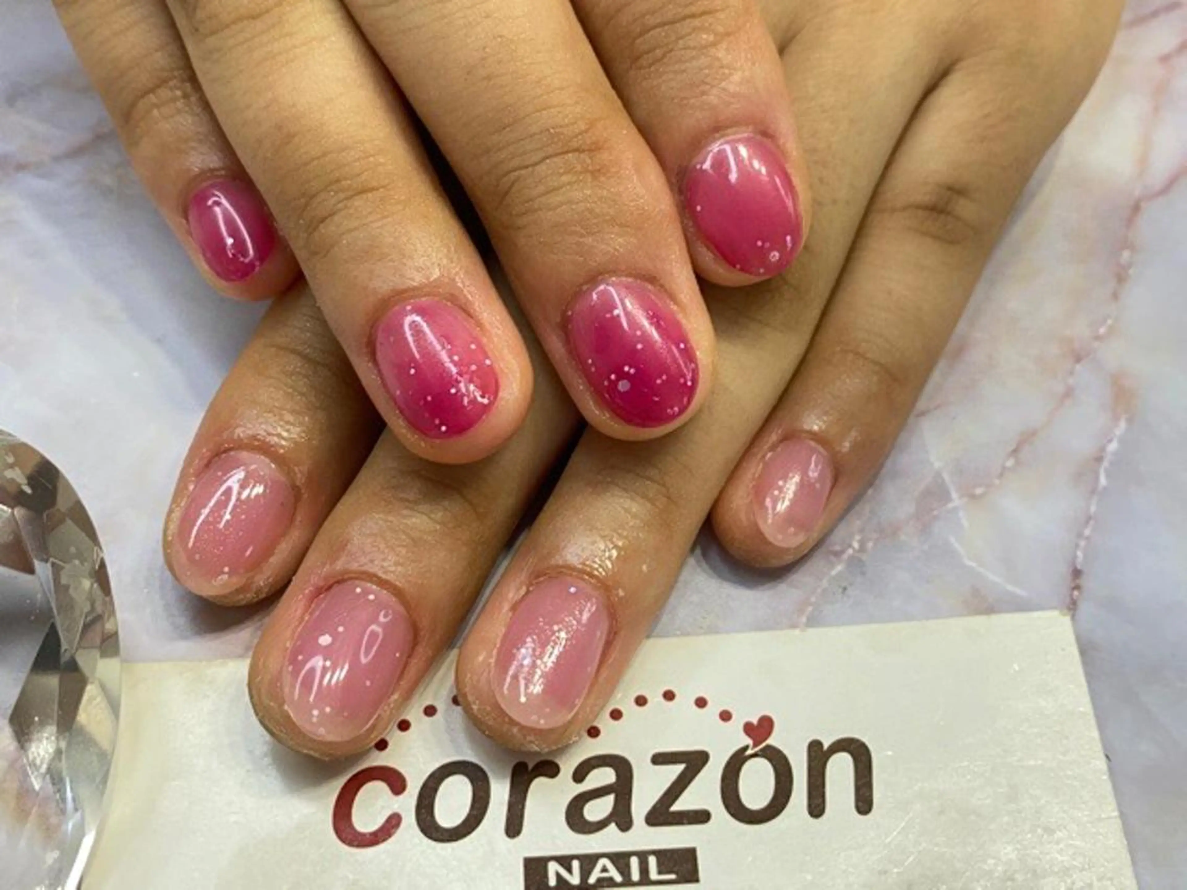 ネイル ジェルネイル ワンカラーネイル ピンク ハンドネイル corazon所属・ネイリスト aicoのネイルデザイン