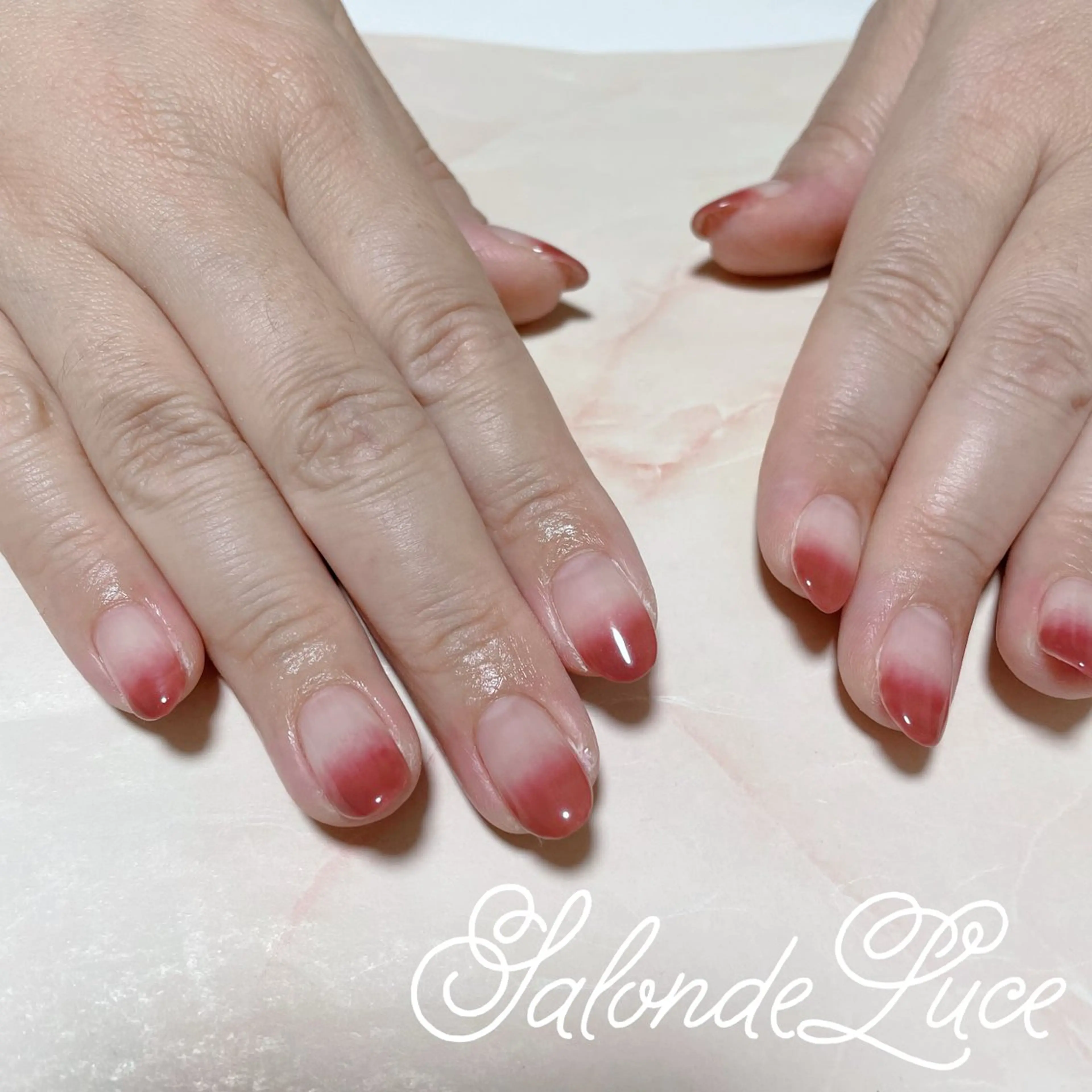 ネイル グラデーション Salon de Luceのネイルデザイン