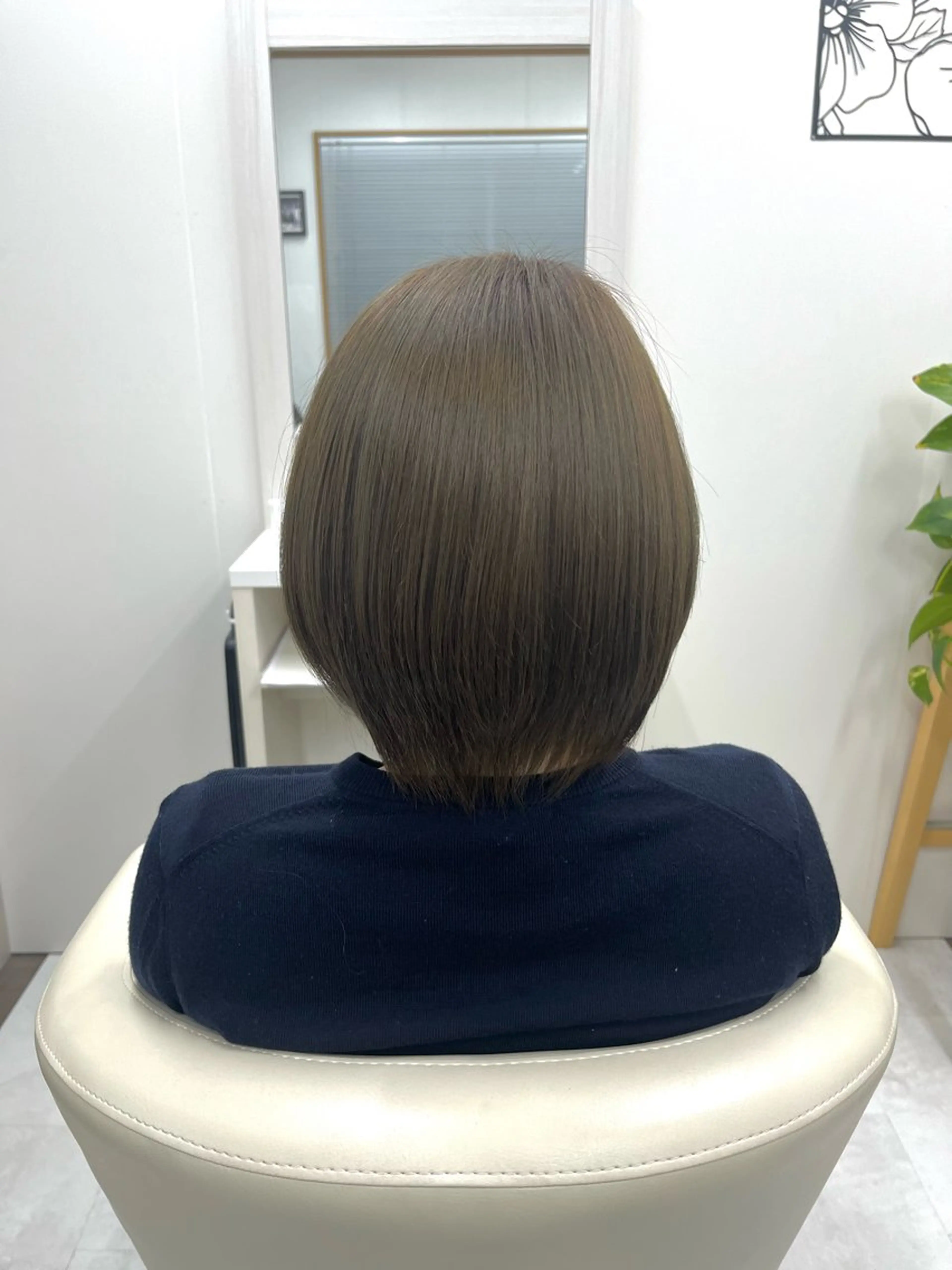 ショート カット ヘアカラー charme paris所属・フジワラ ヤスのヘアスタイル