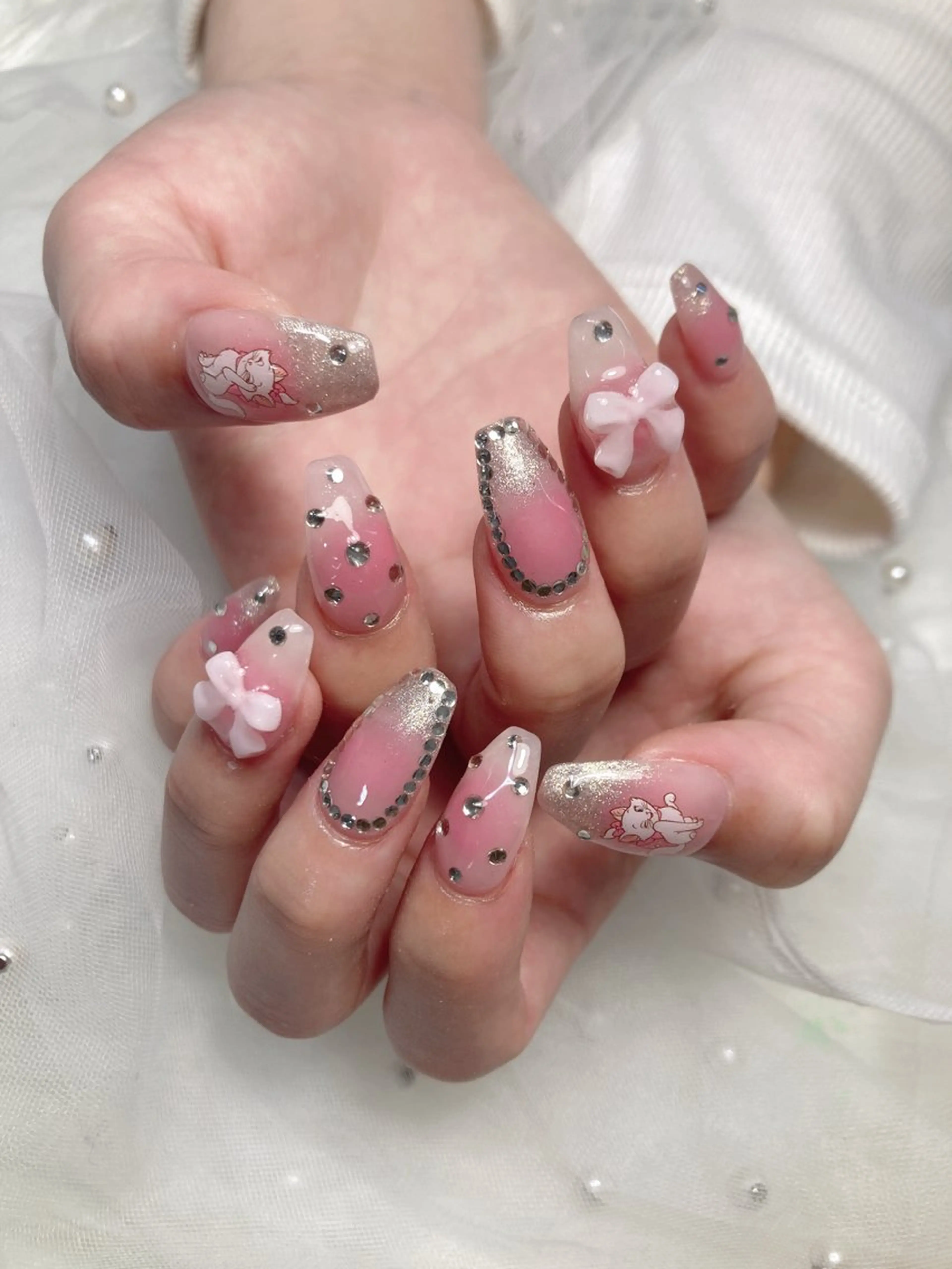 ネイル U·Mi nail salon所属・U·MI 上野御徒町店のネイルデザイン