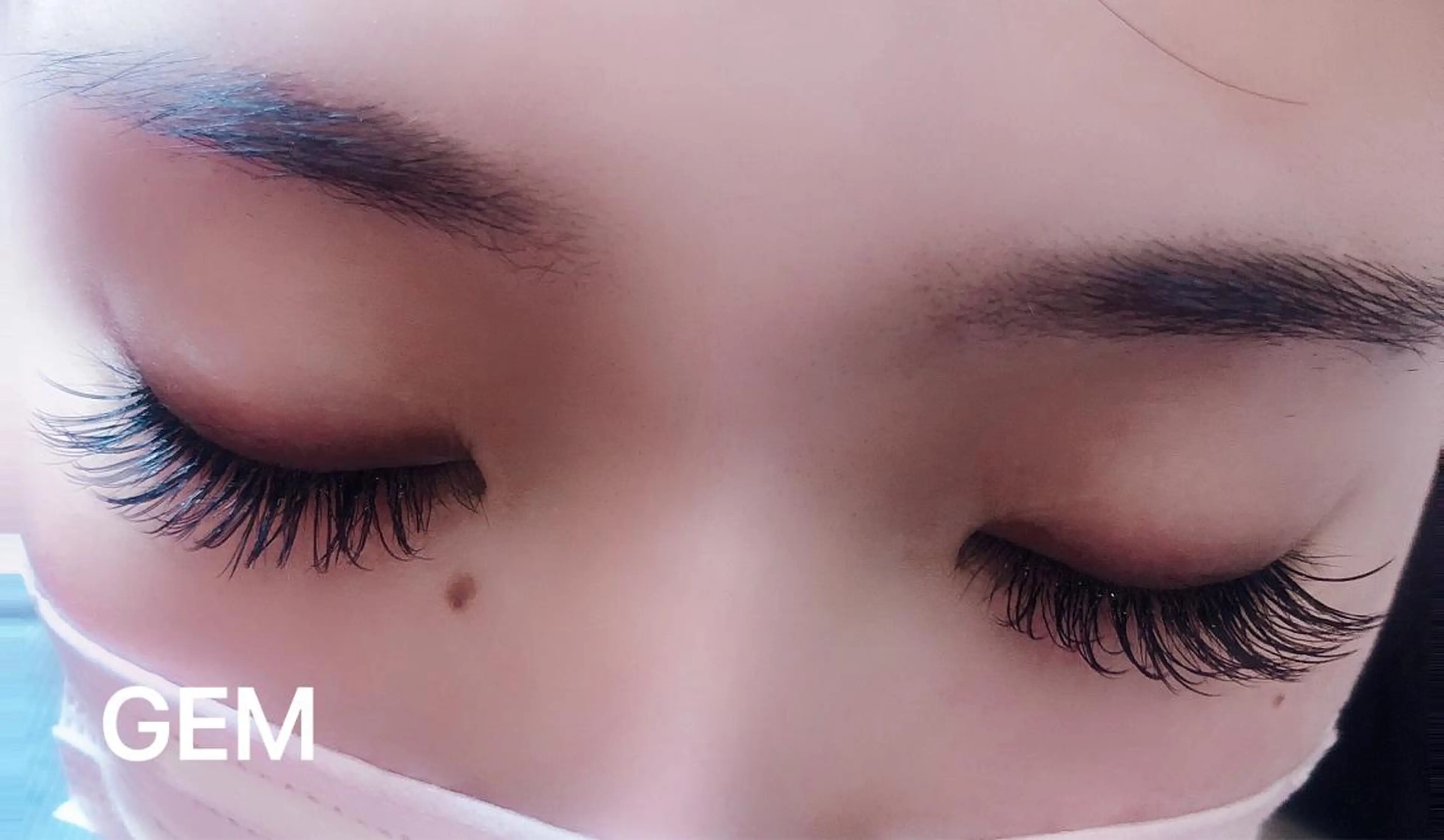 カラー マツエク・マツパ フラットラッシュ GEM beautyのマツエク・マツパデザイン