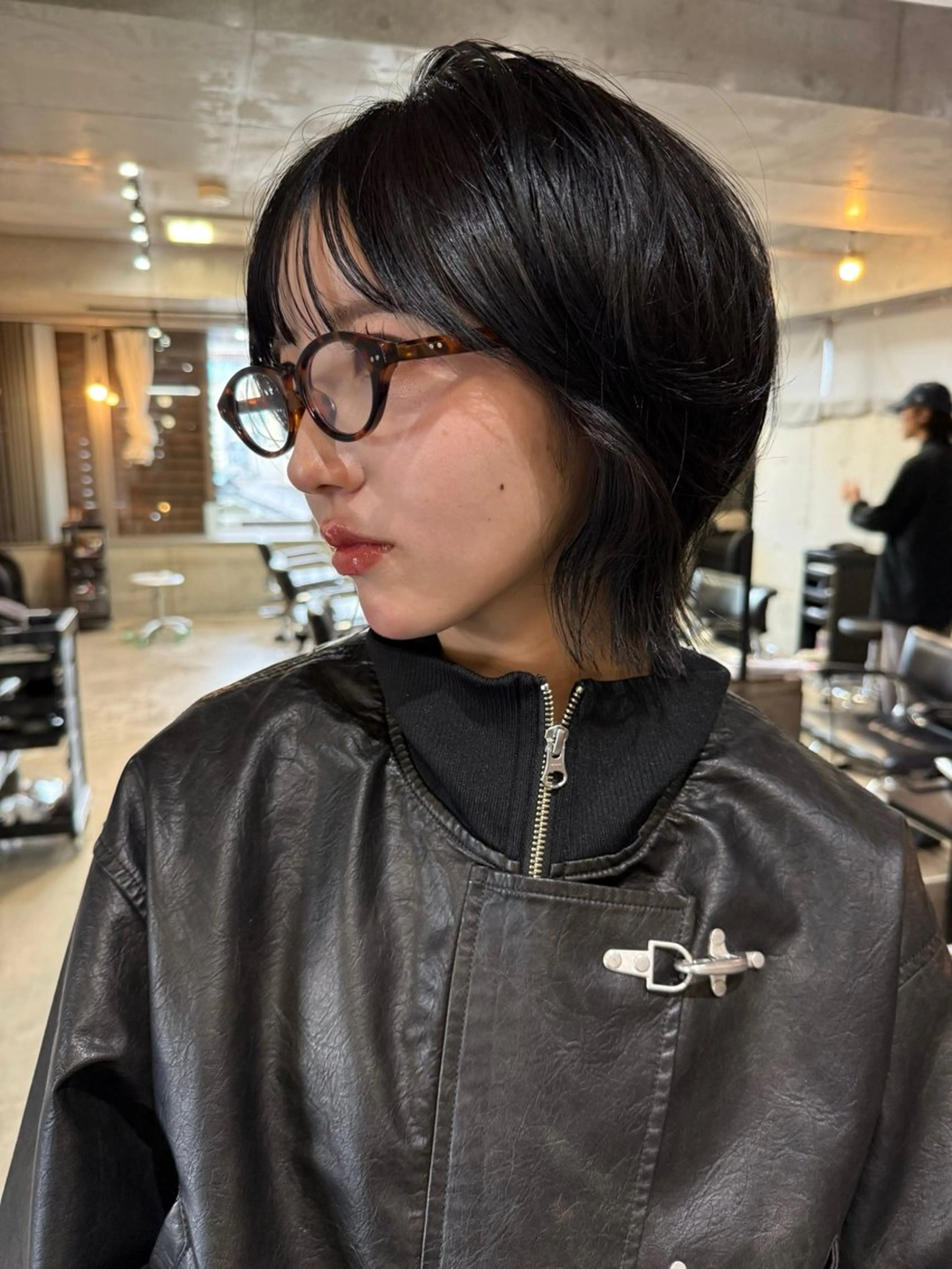 ショート ボブレイヤー ボブ レイヤーカット カット ヘアカラー レイヤーカット\ウル フ　chinatsuのヘアスタイル