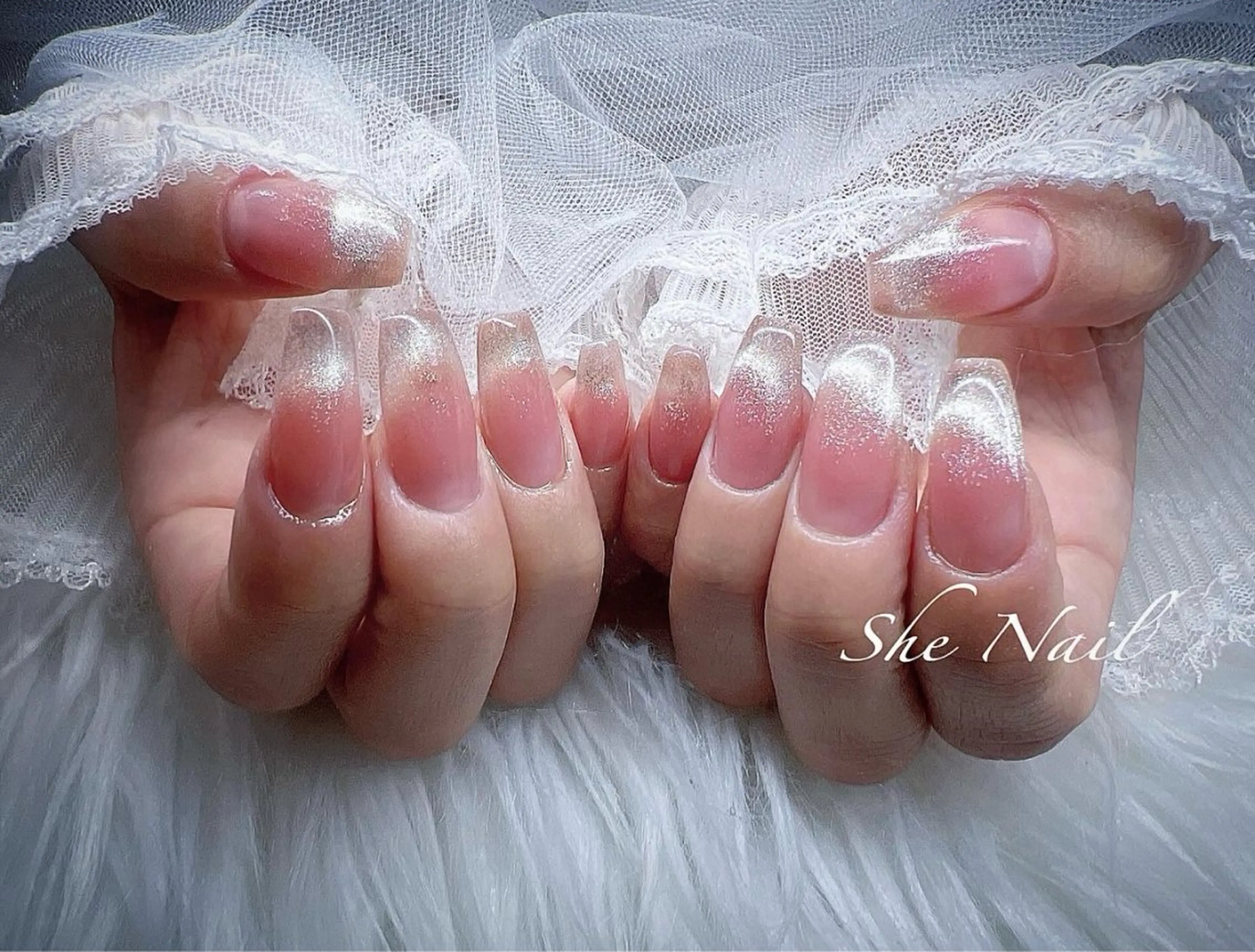 ネイル チークネイル 長さ出し マグネットネイル 持ち込み ニュアンスネイル ハンドネイル She   Nail所属・ISA_ BELLAのネイルデザイン