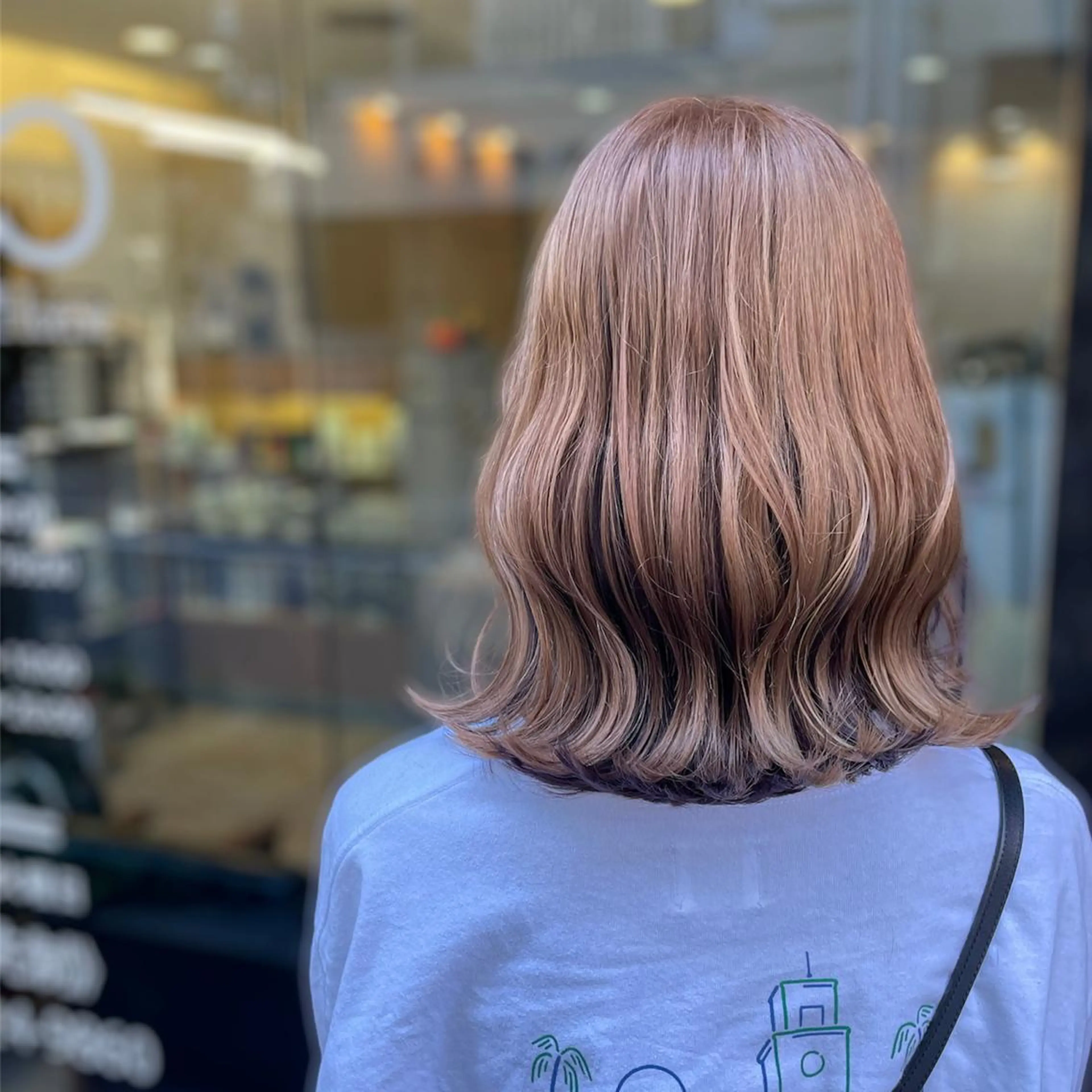 ミディアム カラー ベージュカラー パープルカラー ACTION心斎橋店 Lisaのヘアスタイル