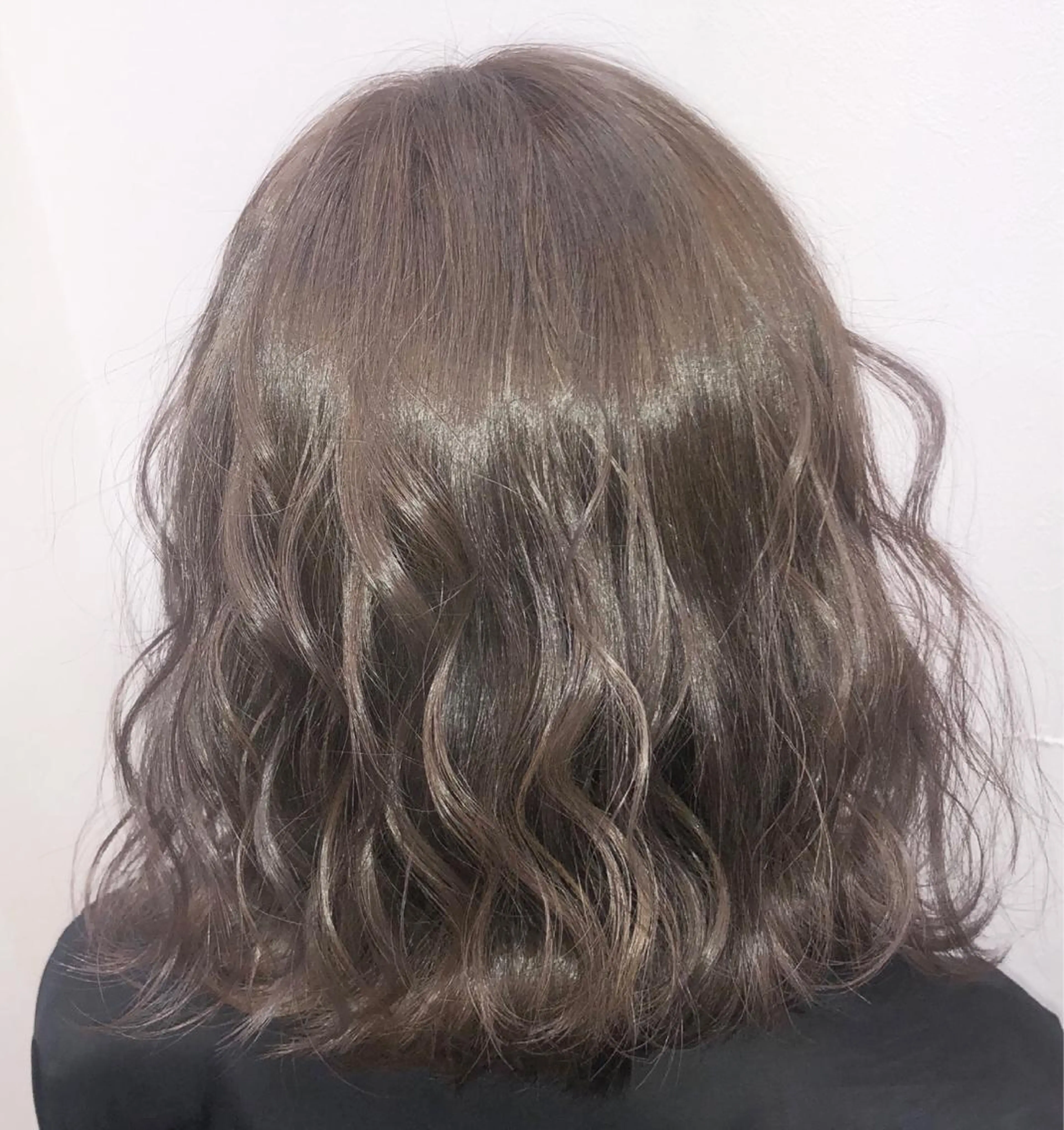 ミディアム カラー ブラウンカラー グレージュ MAKO ❤️‍🔥NEXTのヘアスタイル