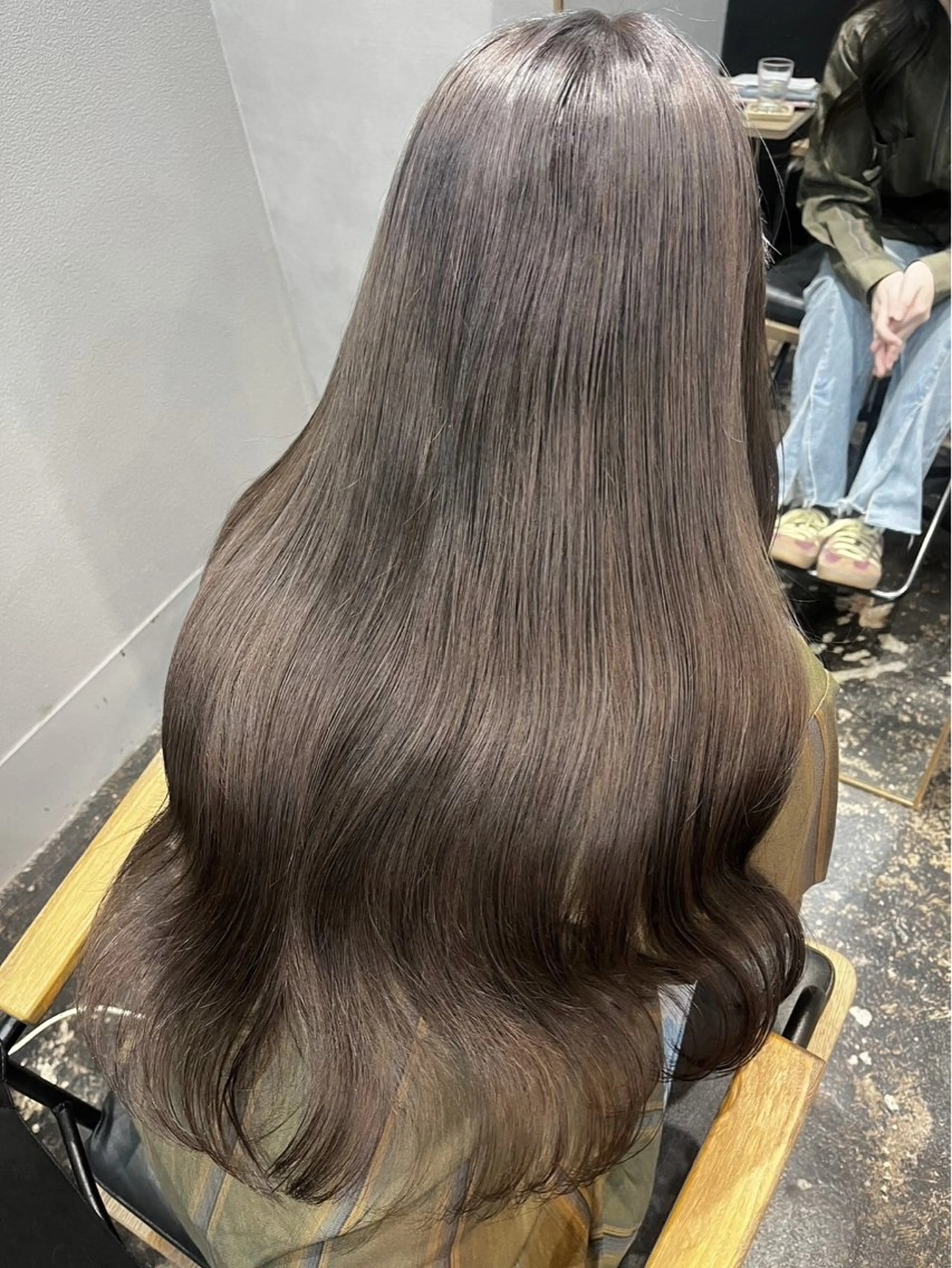 ロング カラー バレイヤージュ ブリーチ ケアブリーチ イヤリングカラー ハイライトカラー カット ヘアカラー トリートメント ハイトーン/韓国風/ 艶髪/吉祥寺のヘアスタイル