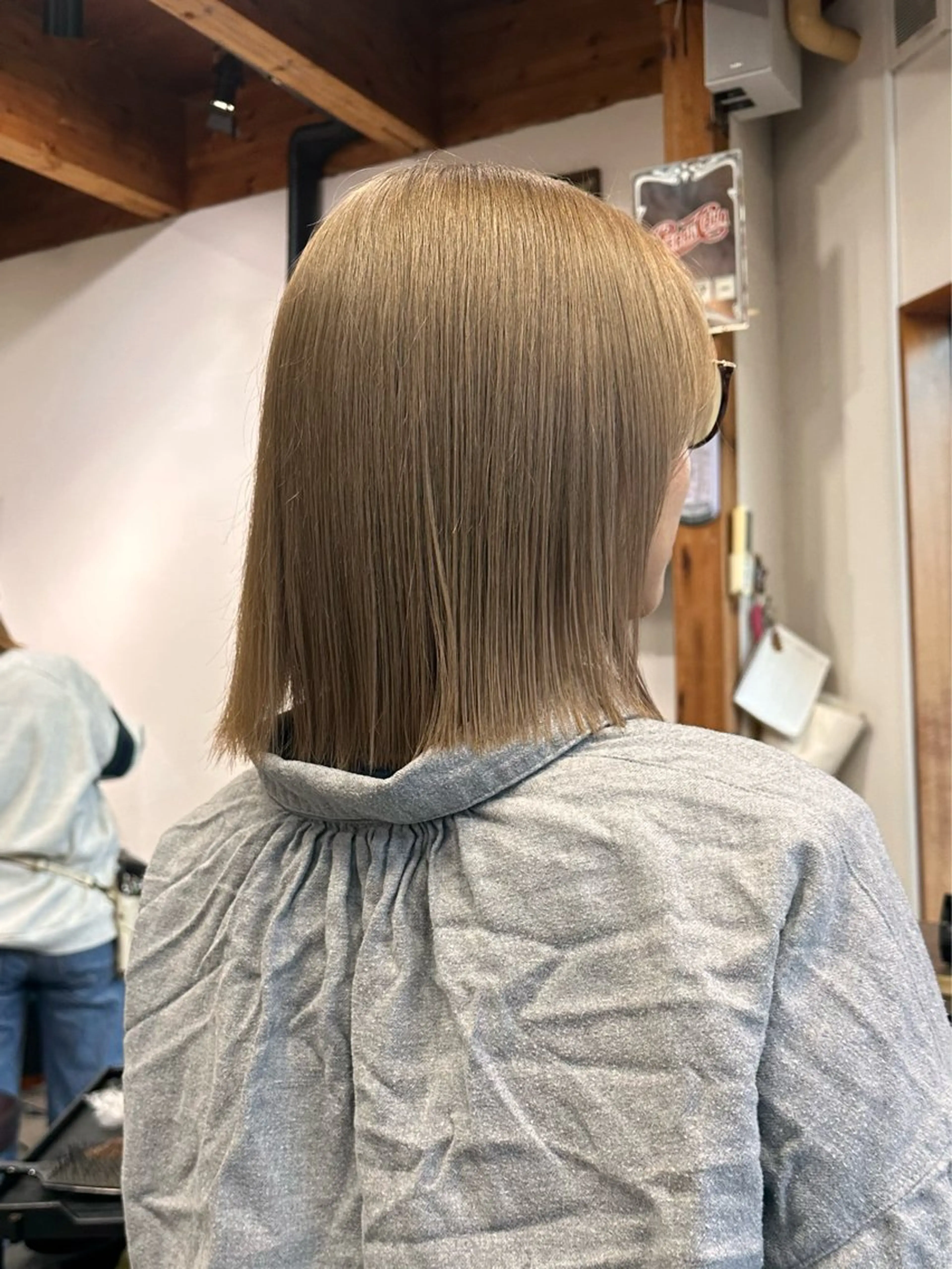 ショート カラー キッズ ヘアカラー トリートメント まろやかなベージュ 小池春樹のヘアスタイル