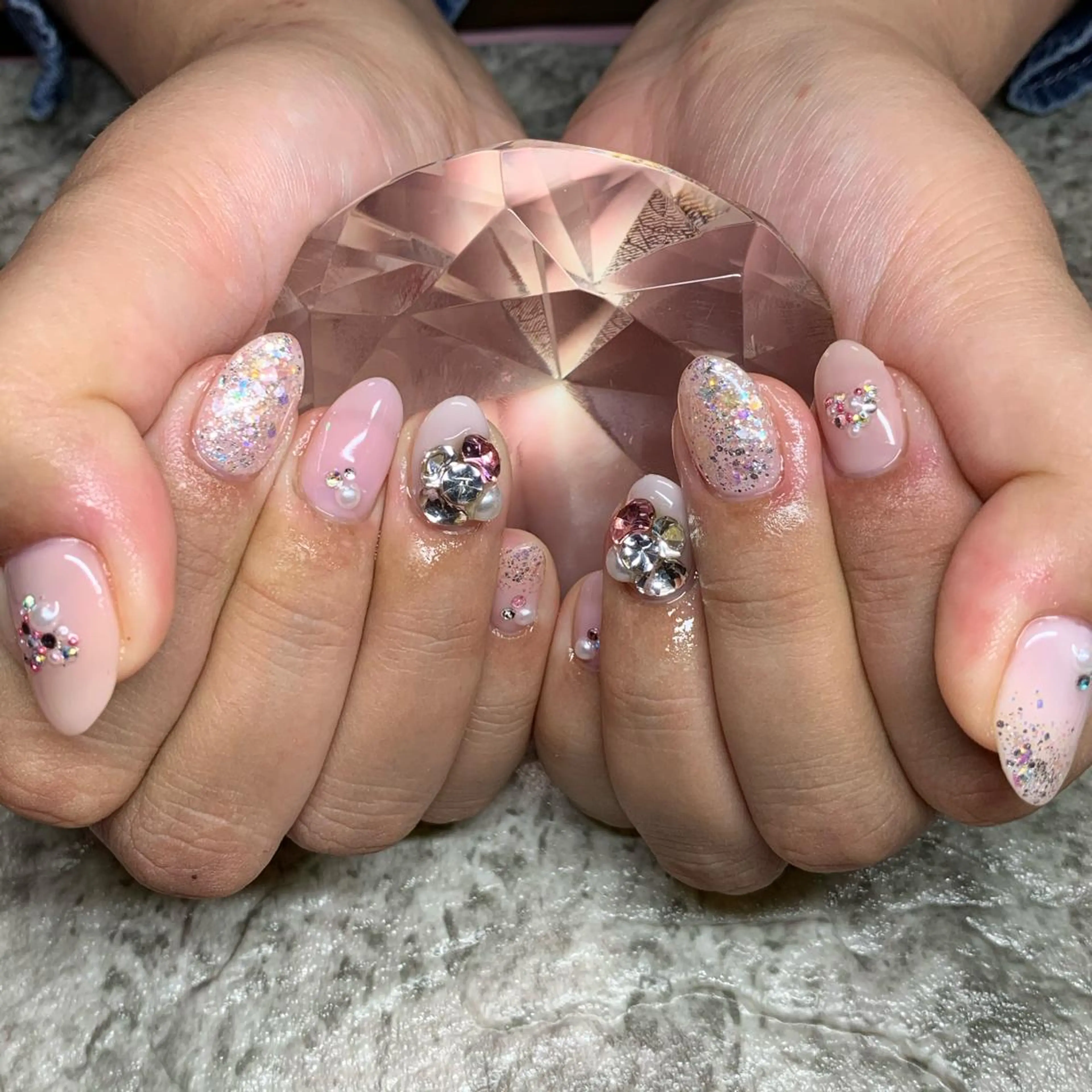 ネイル RuxuryNail ／RiAnnaのネイルデザイン