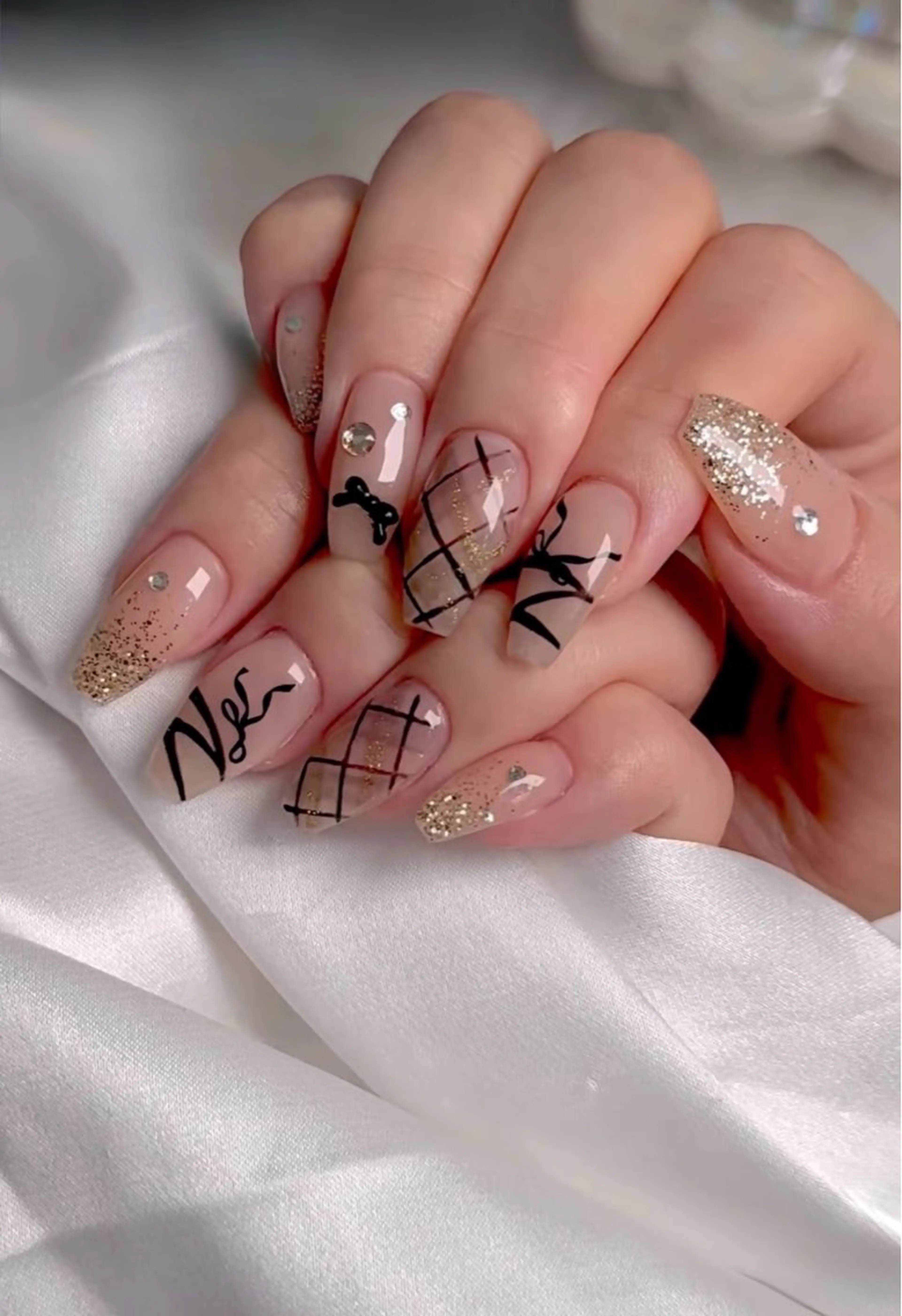 ネイル NailSalon✨ Écrinエクランのネイルデザイン