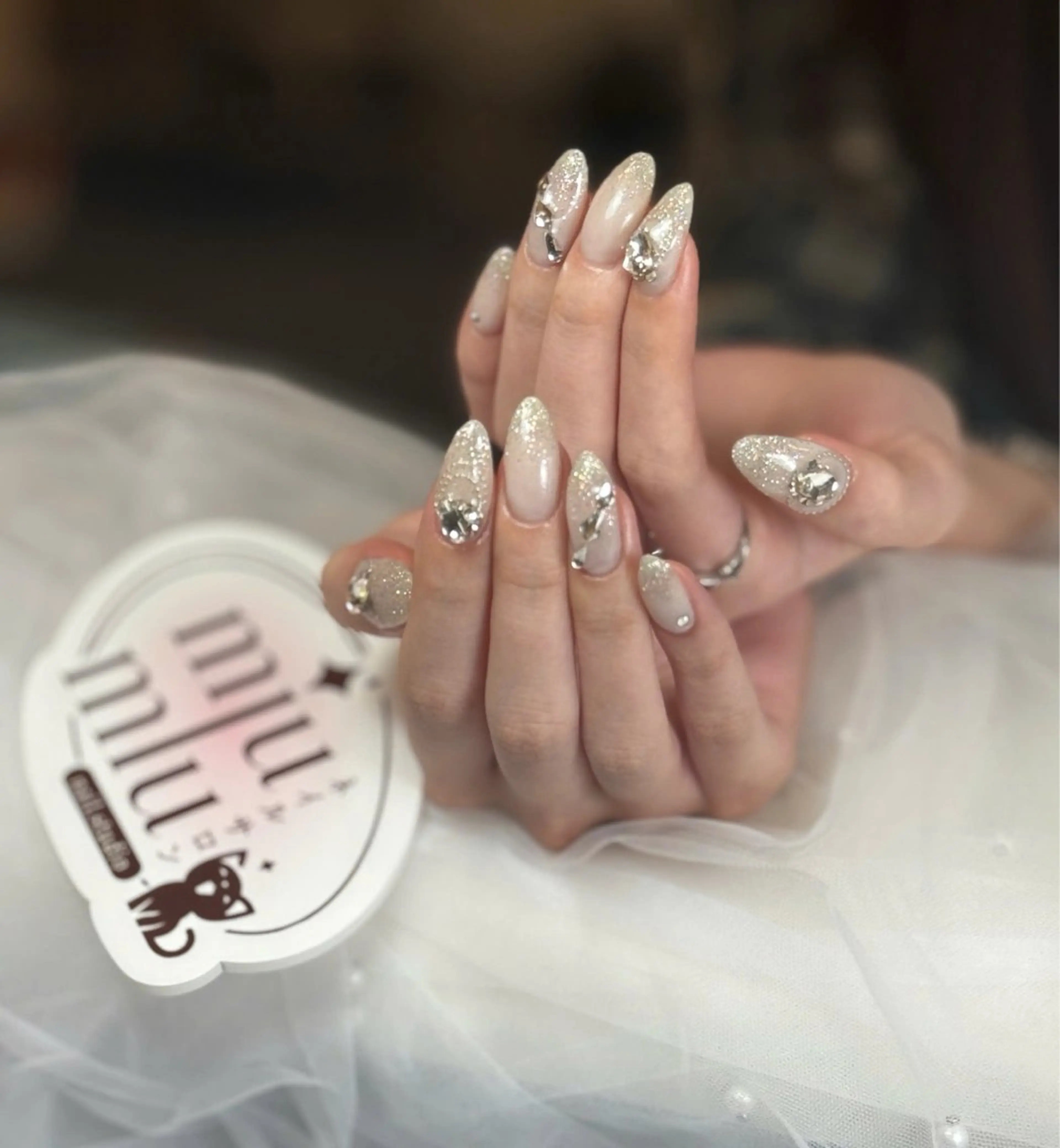 ロング ハンドネイル Miu Miu Nail Studio所属・yu naのネイルデザイン