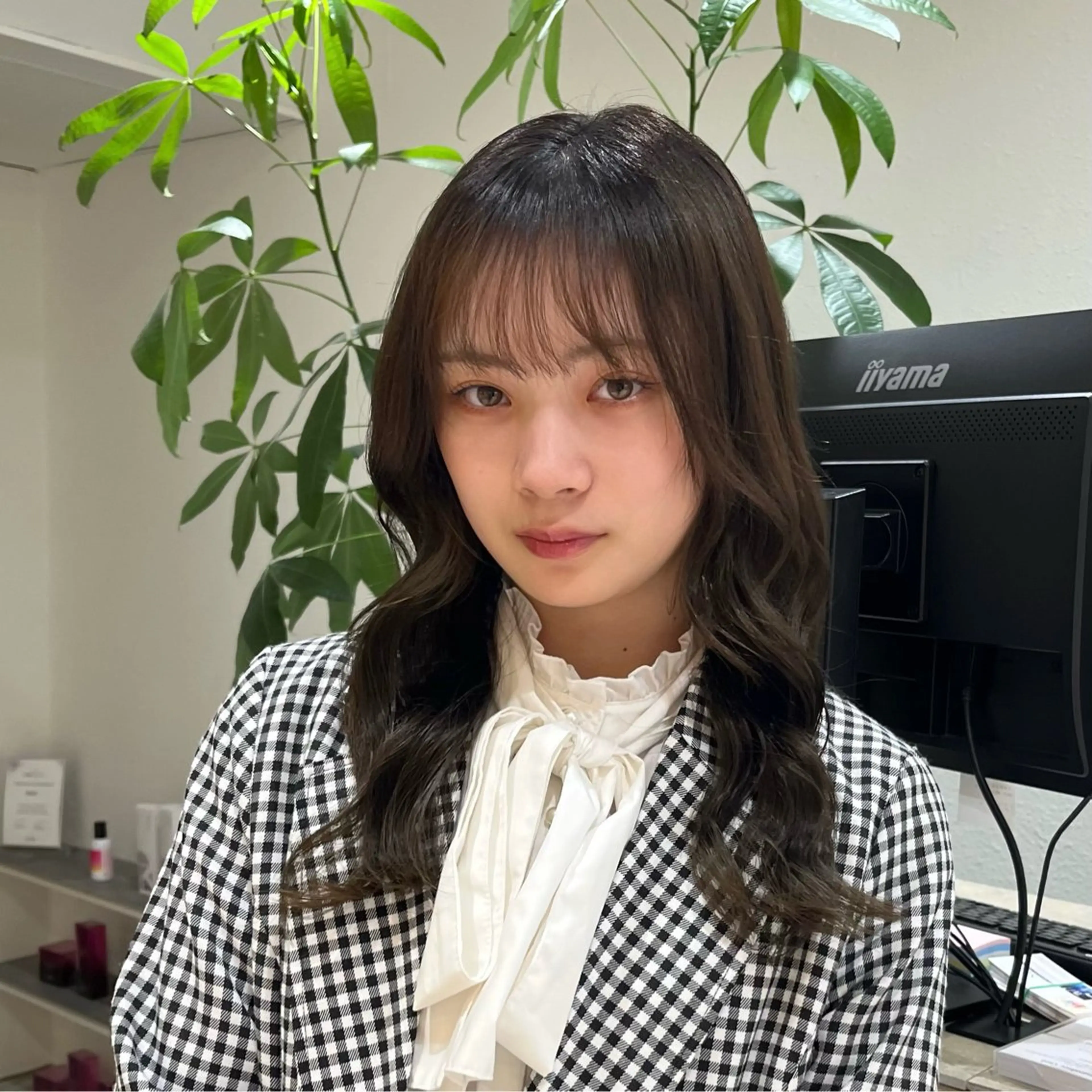 セミロング トリートメント 🎀透明艶カラー🎀 大橋美優🎀のヘアスタイル