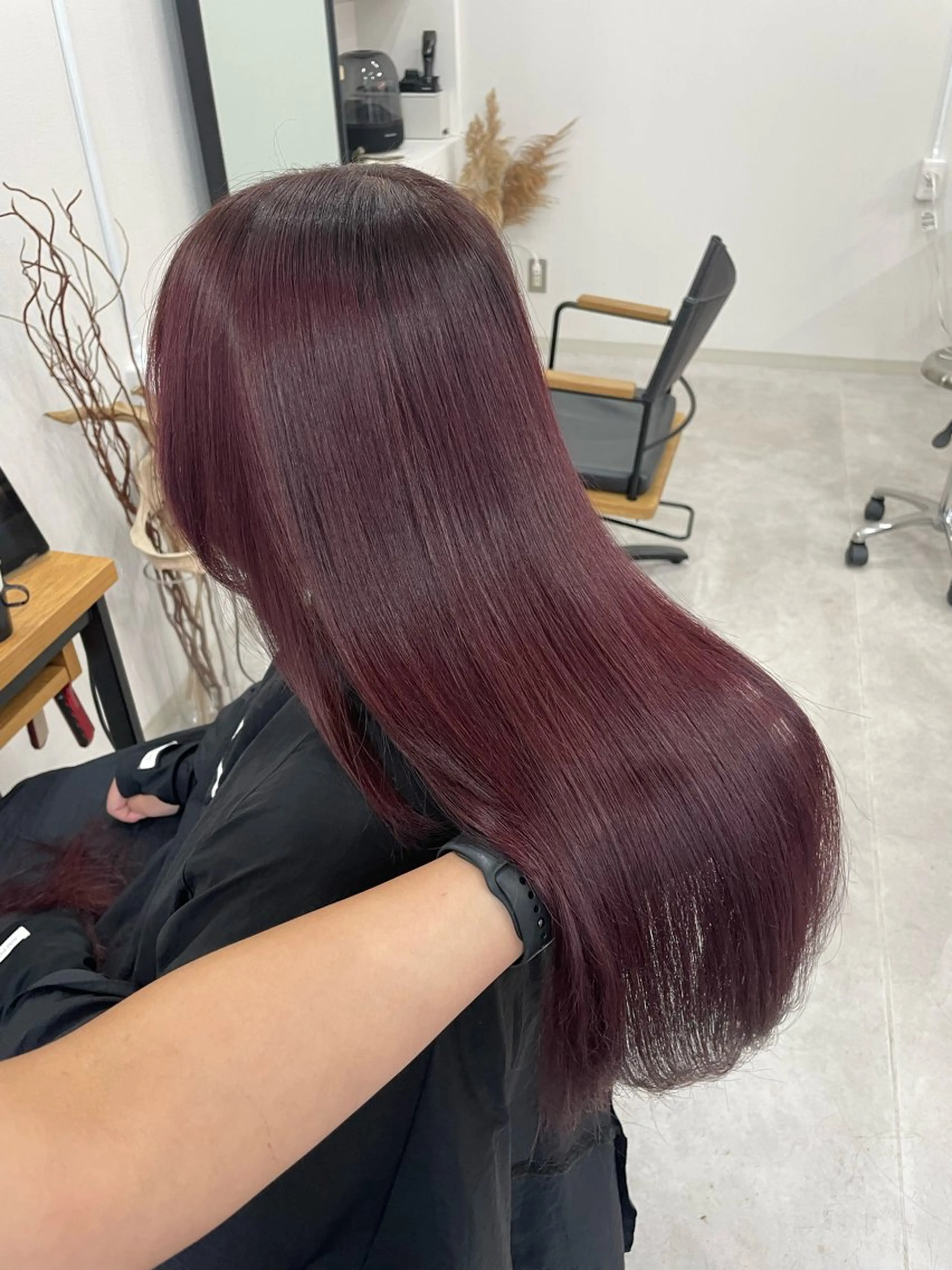 ロング カラー Mina/岡山/矯正 ブリーチ/レイヤーのヘアスタイル