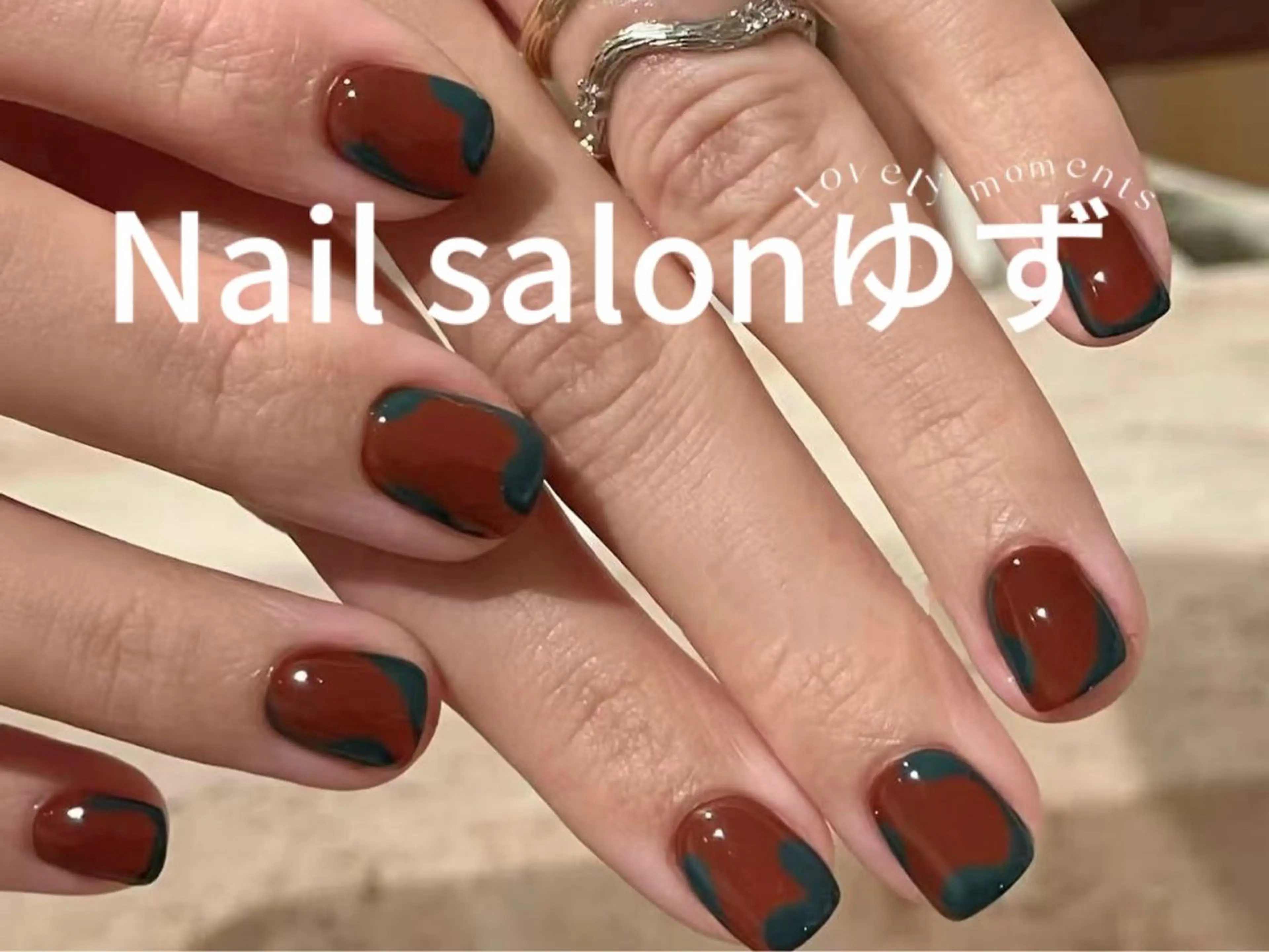 ネイル オーロラネイル フレンチネイル ジェルネイル ガラスフレンチ 韓国ネイル ハンドネイル ネイルサロン ゆずのネイルデザイン