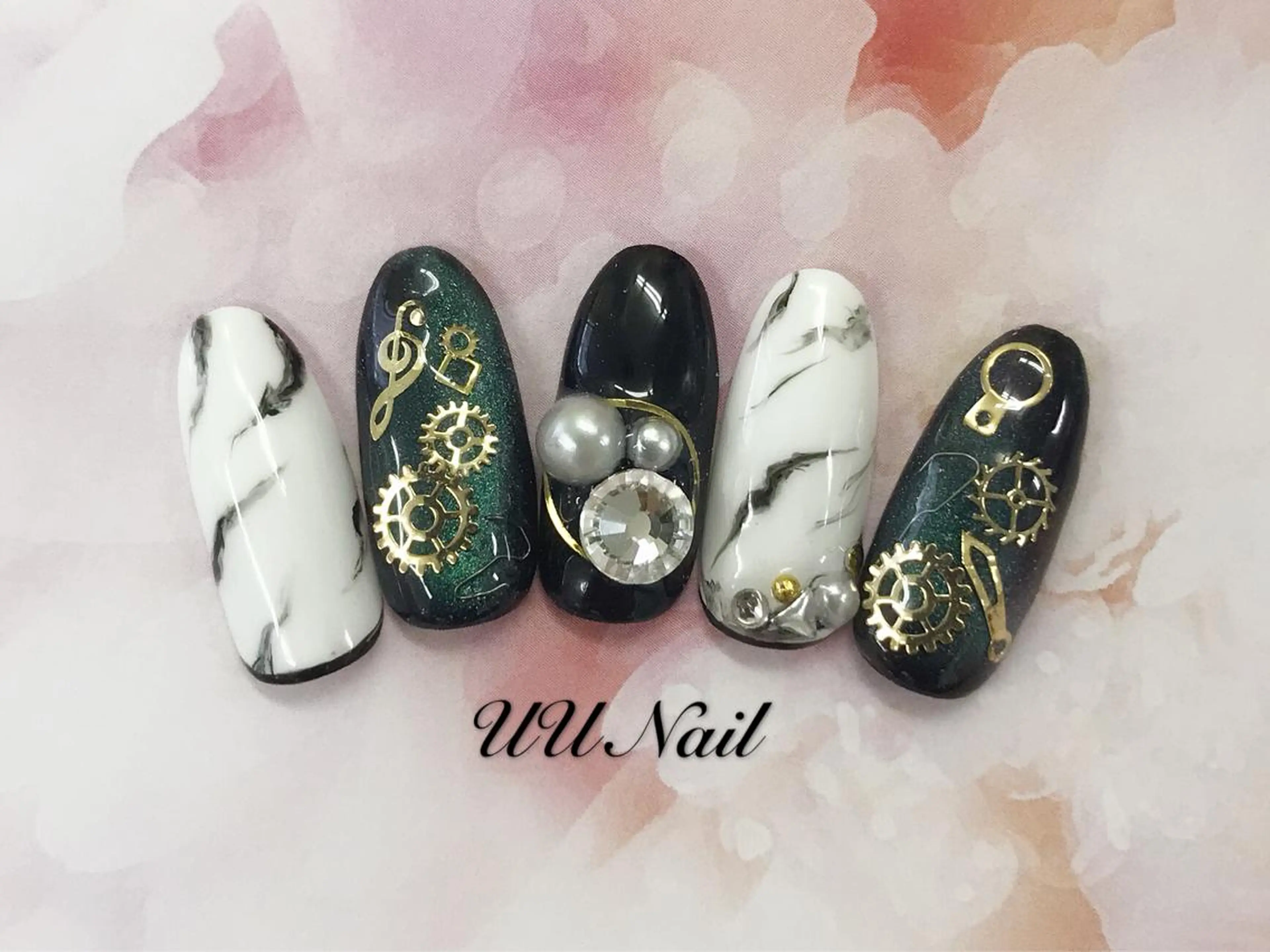 ネイル UU Salon所属・UU ゆきのネイルデザイン