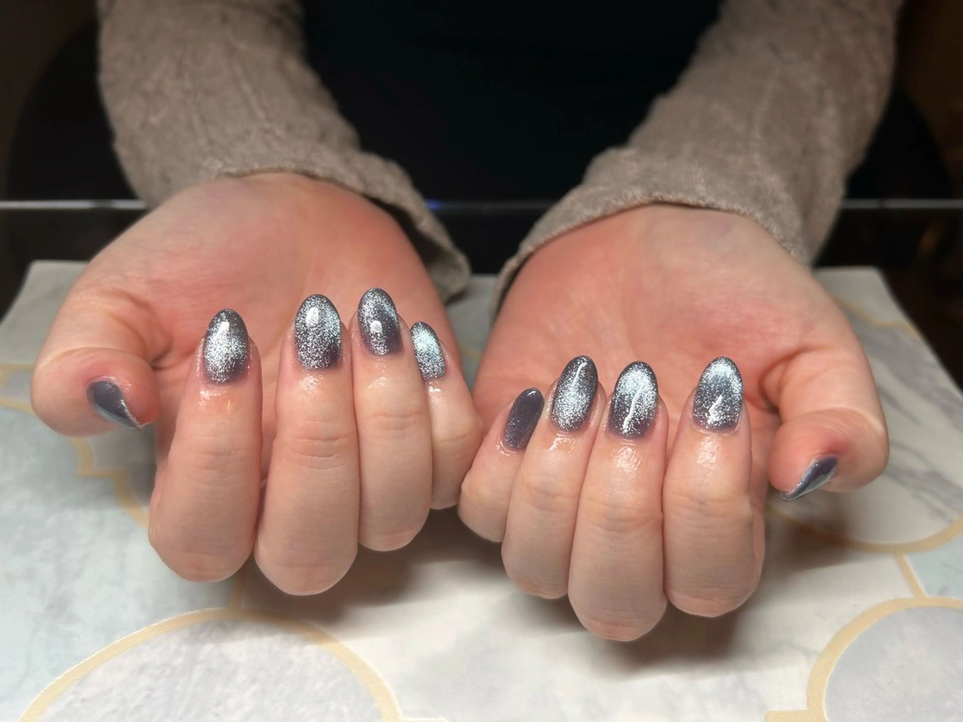 ネイル マグネットネイル ハンドネイル Lisa’s Salonのネイルデザイン