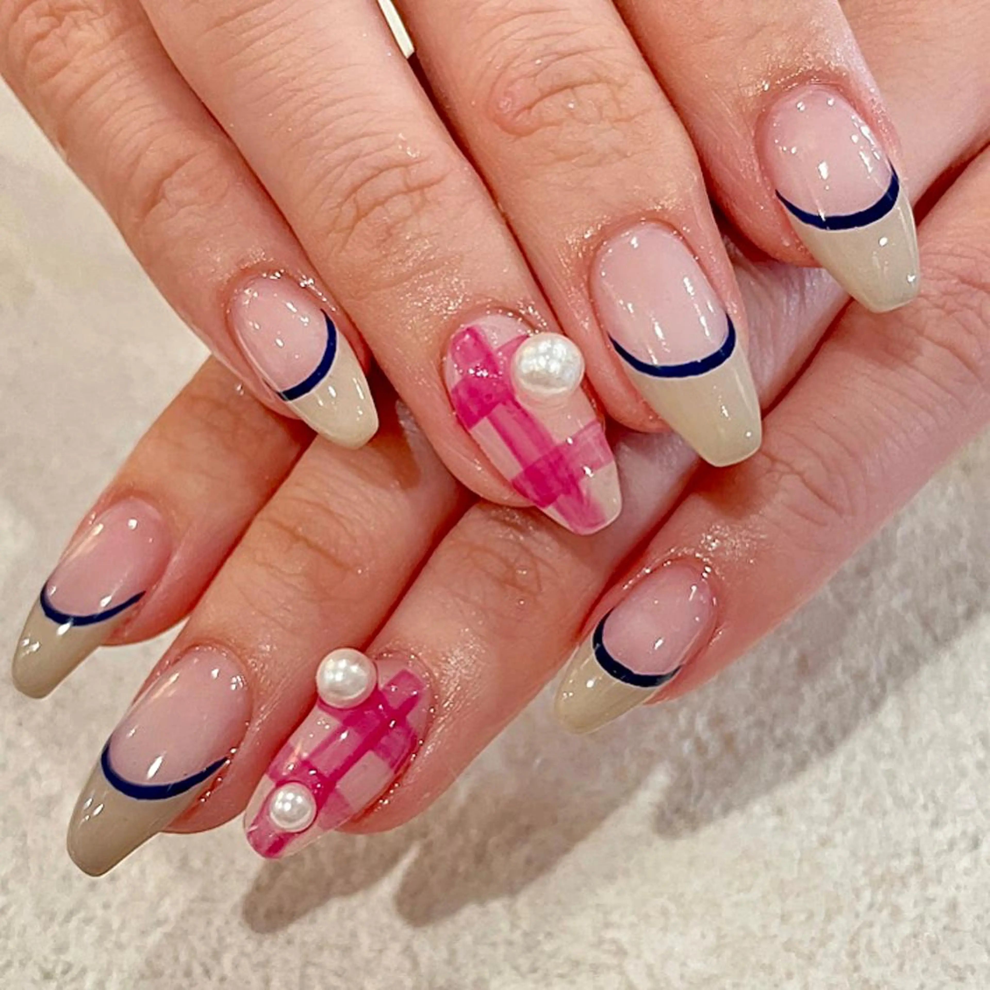 ネイル Cleo🧸伏見店 mikiのネイルデザイン