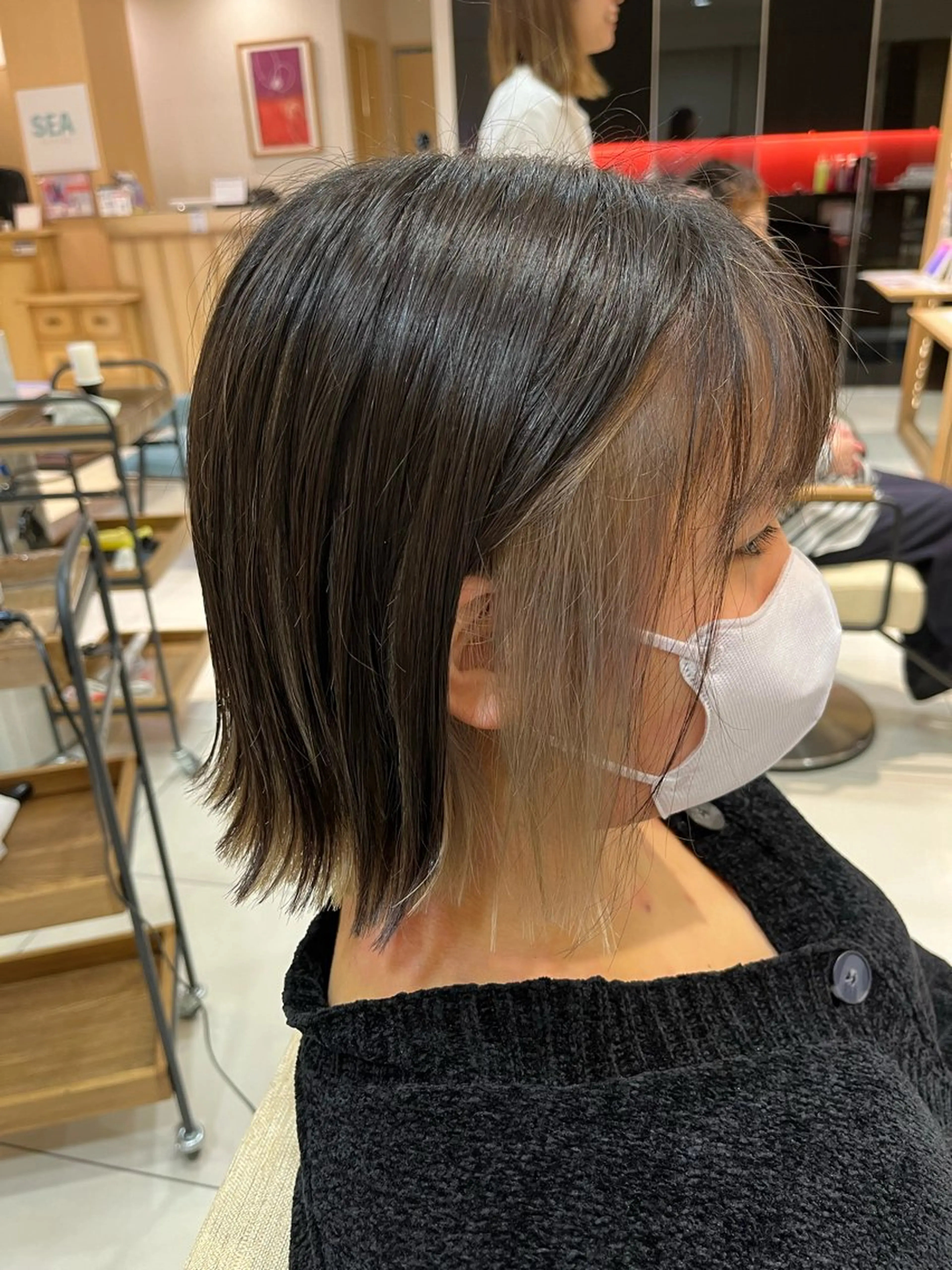 【ポイントでかわいく🎀】カット➕インナーカラー（ブリーチ込み）の写真