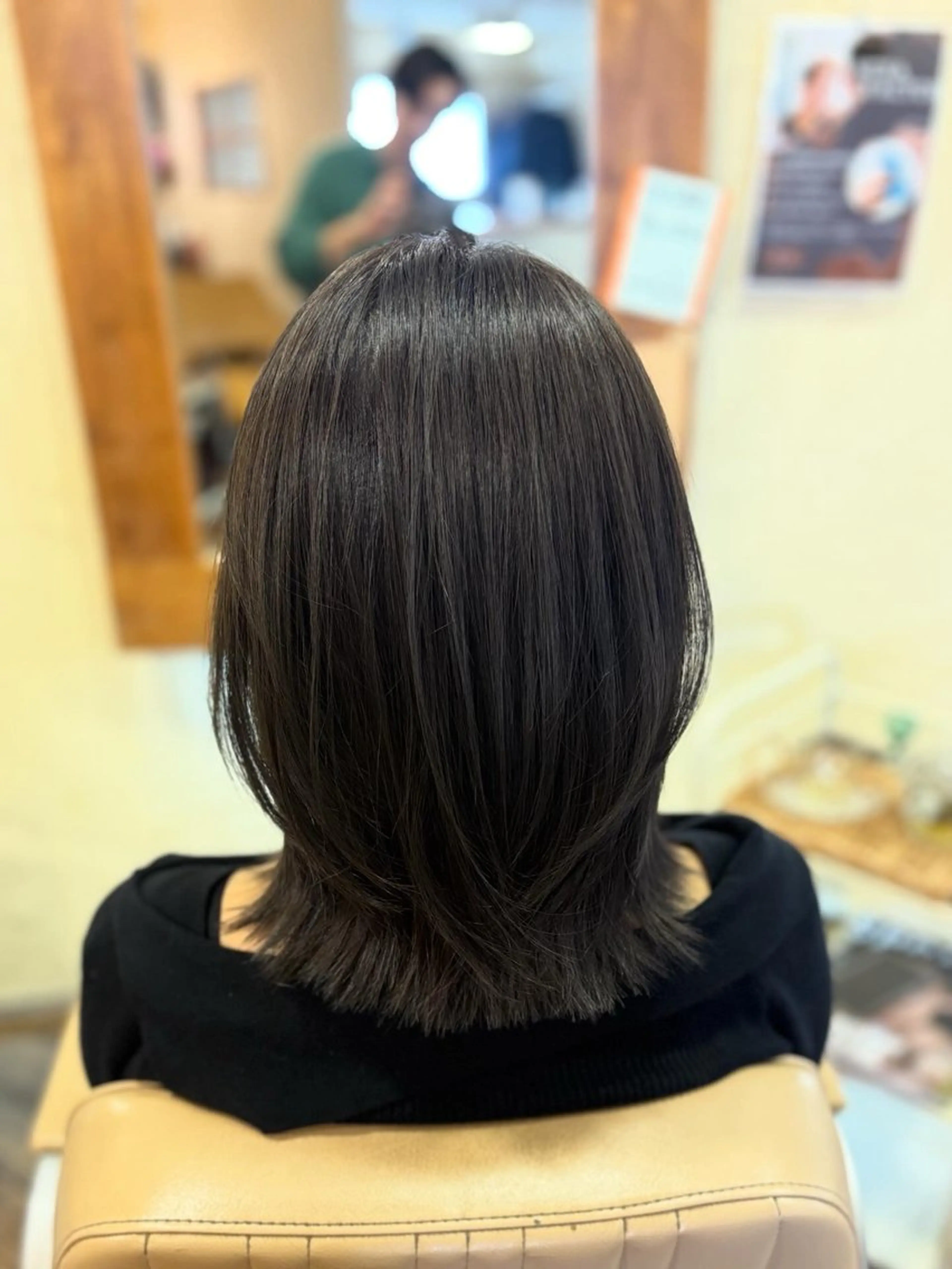 ミディアム カット ヘアカラー トリートメント 柘植 雅大のヘアスタイル