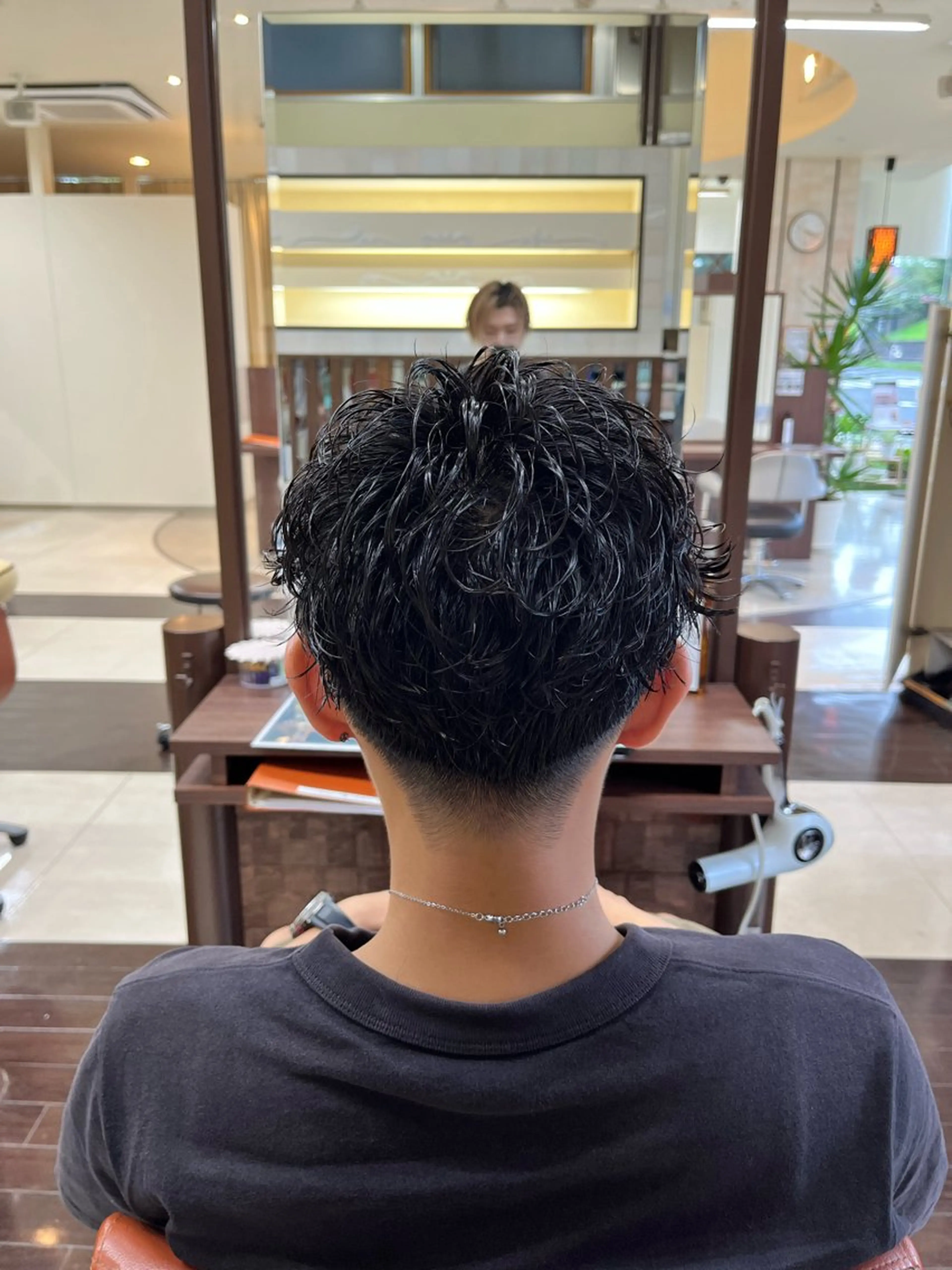 ショート パーマ メンズ メンズパーマ 刈り上げ ショートヘア ニュアンスパーマ AROH  men's cut&men's perm 船橋店所属・🧊メンズ特化🧊 高木航希のヘアスタイル