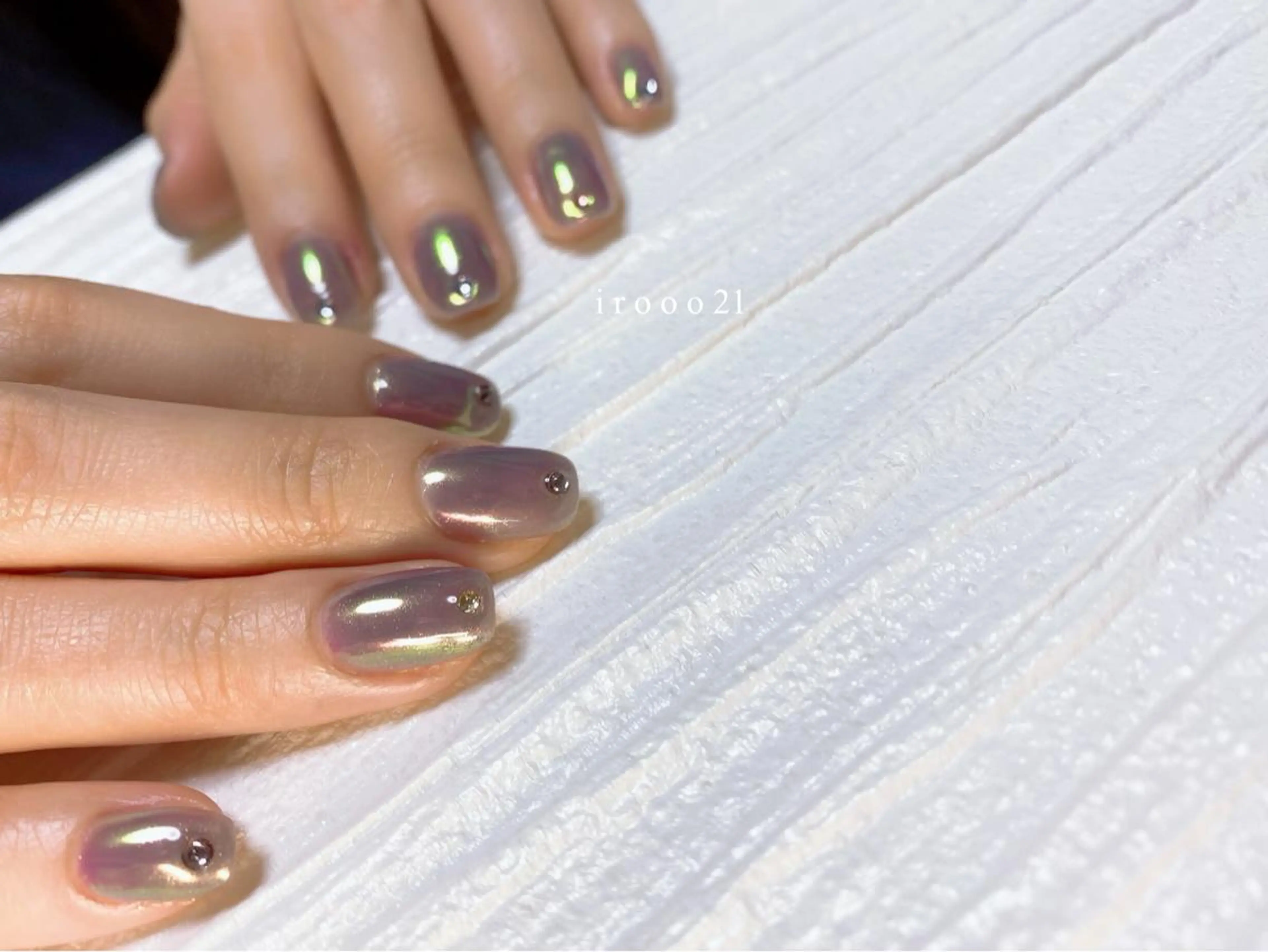 ネイル 氷ネイル・うるうるネイル ストーンネイル irooo 21のネイルデザイン