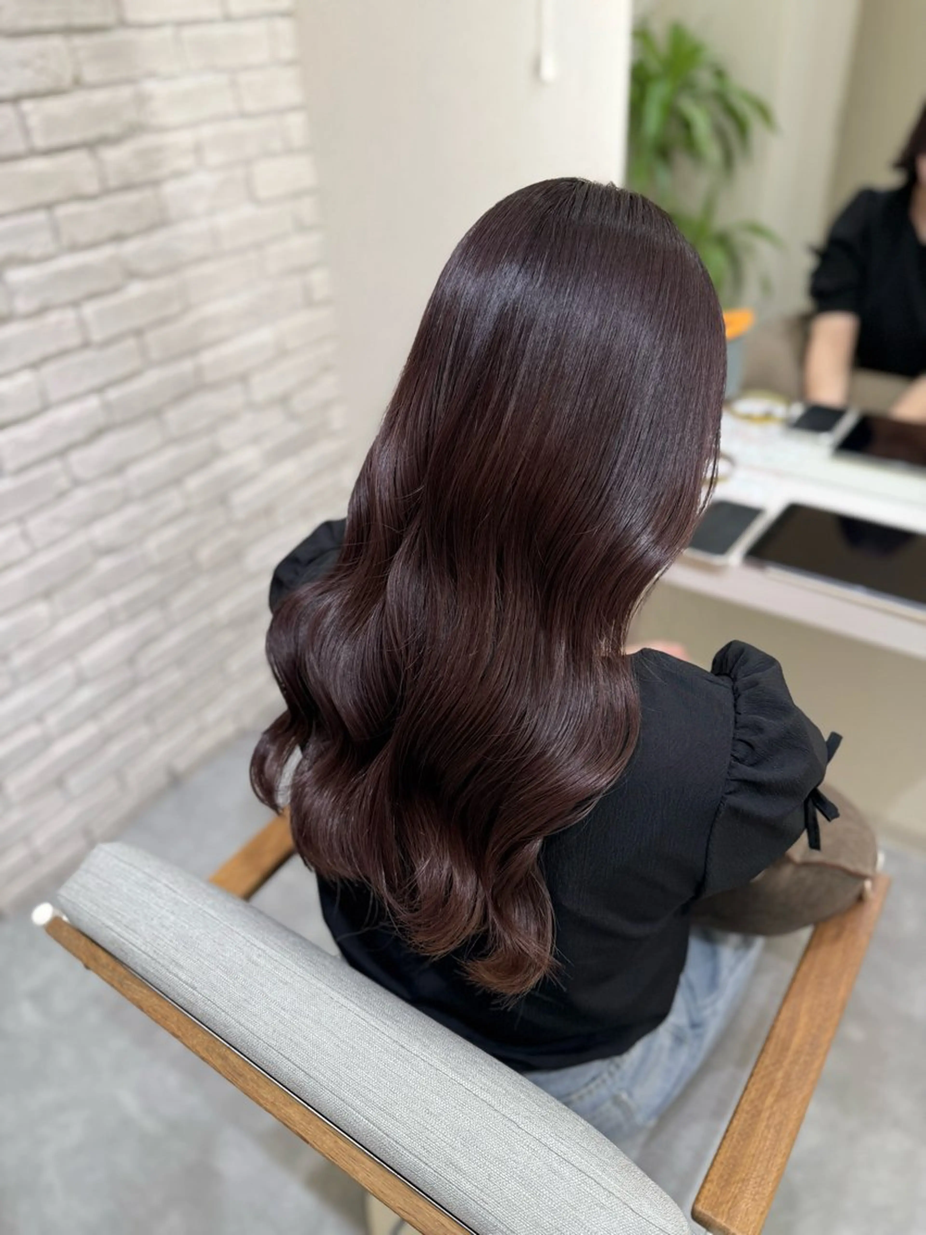 ミディアム カラー カット ヘアカラー トリートメント 髪質改善&艶感カラー 🪄岡井美結のヘアスタイル