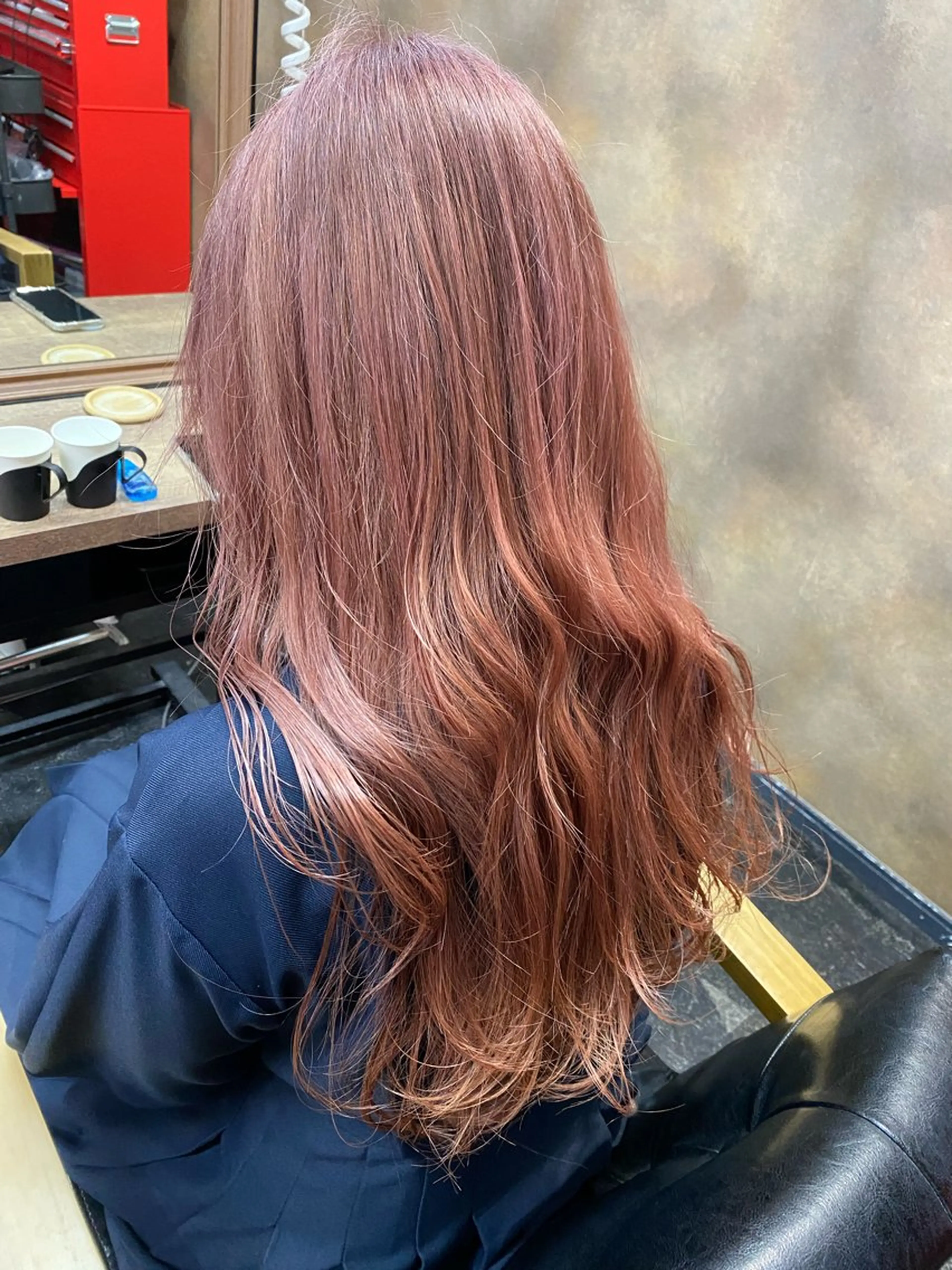 ロング カラー ベージュカラー ピンクカラー ピンクベージュ rilas博多所属・博多JYUI/ウルフ ハイトーン/デザインのヘアスタイル