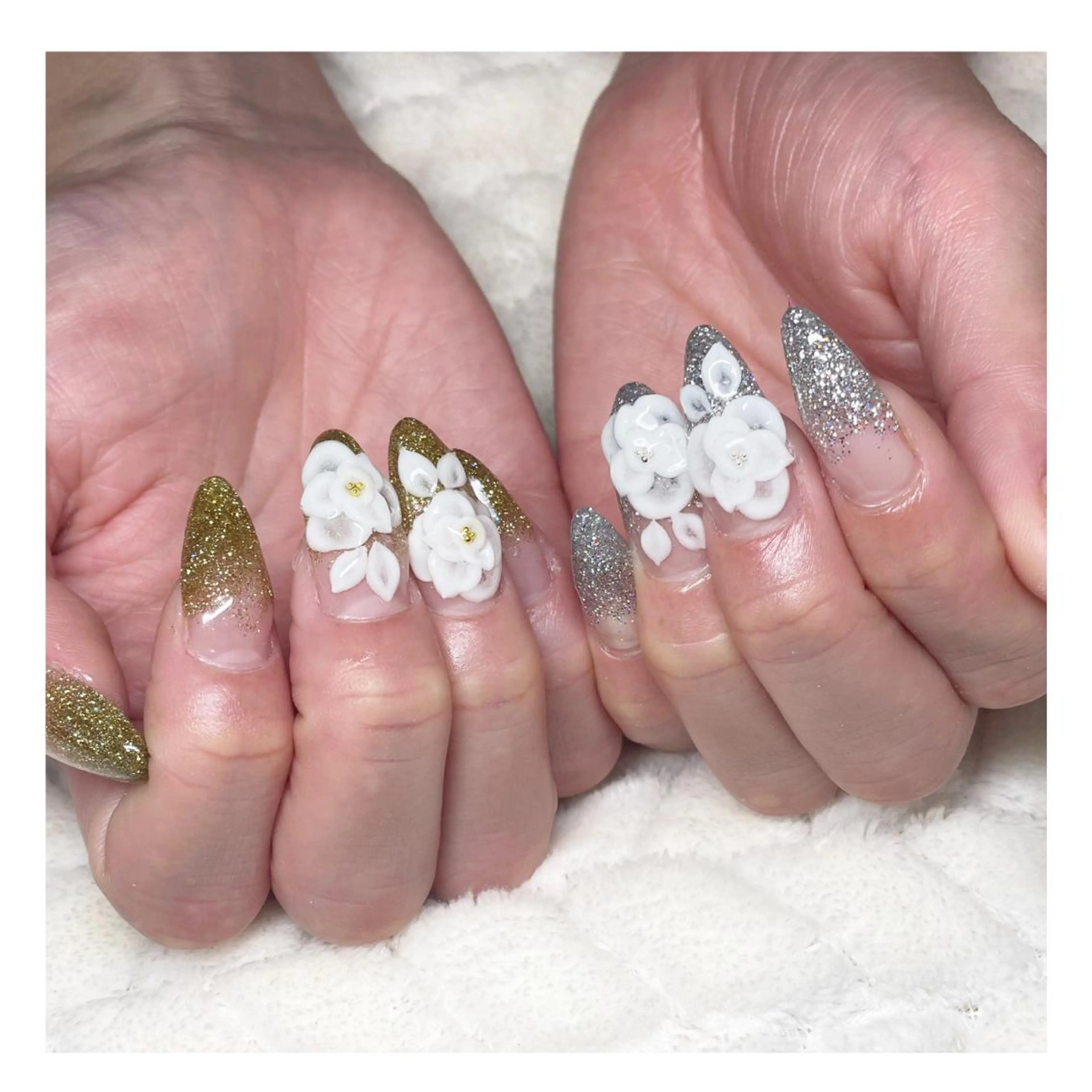 ネイル アートネイル 長さ出し ゴールド グラデーション スカルプネイル ハンドネイル LaLa Peach 福岡のマツエク・マツパデザイン