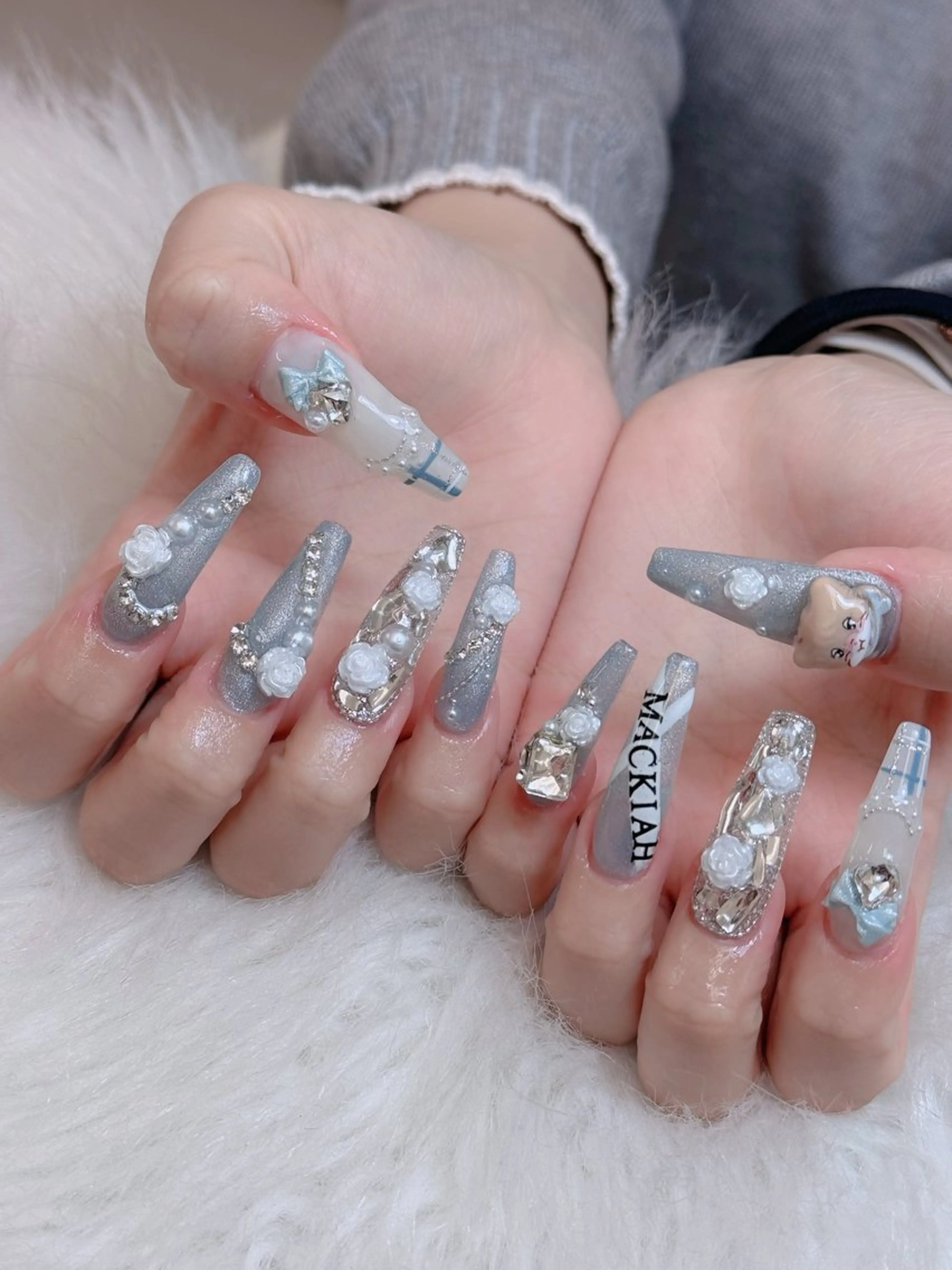 ネイル オーロラネイル チークネイル フットネイル フレンチネイル 韓国ネイル Lumi Nail 新大久保3‘のネイルデザイン