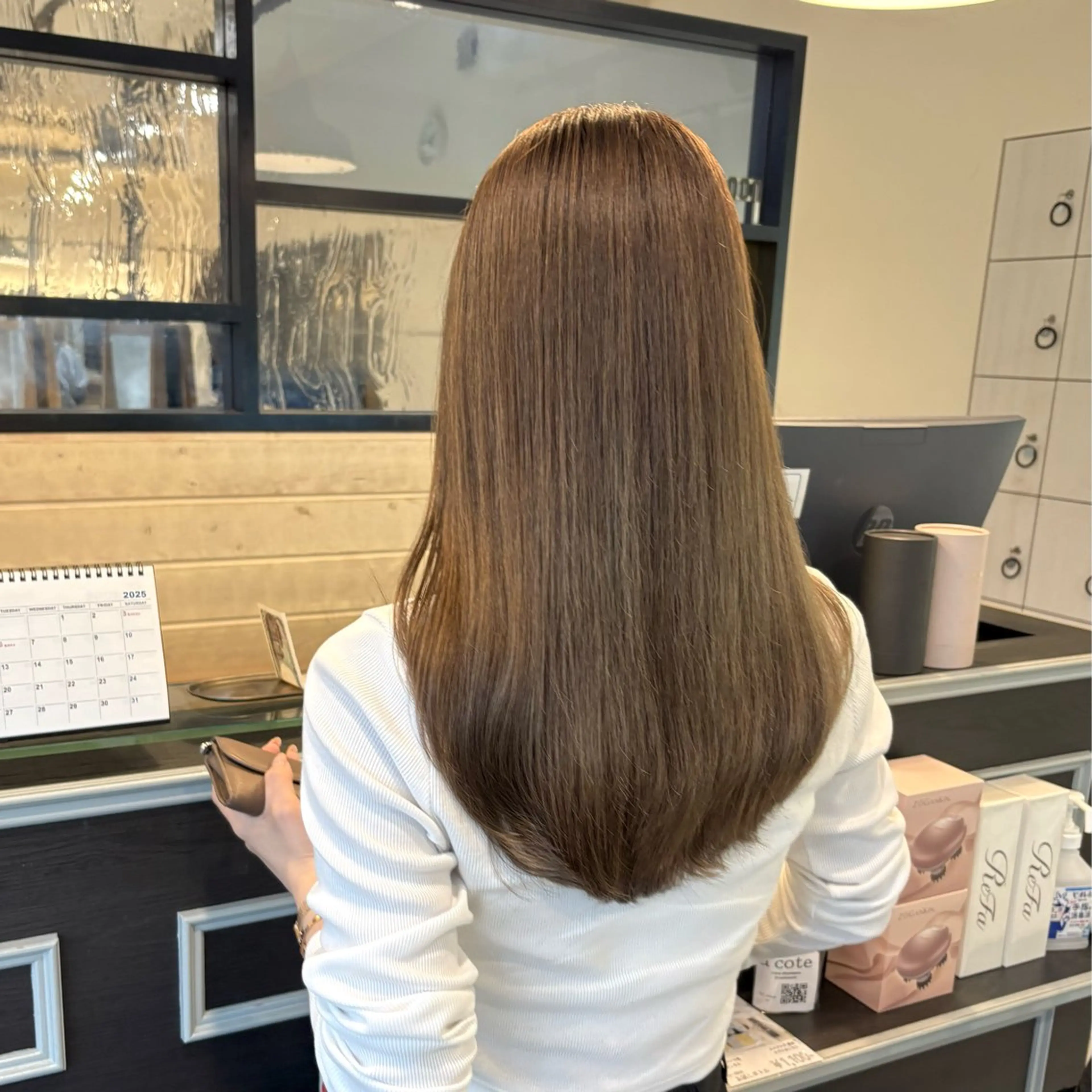 ロング カラー スナコザワ レナのヘアスタイル