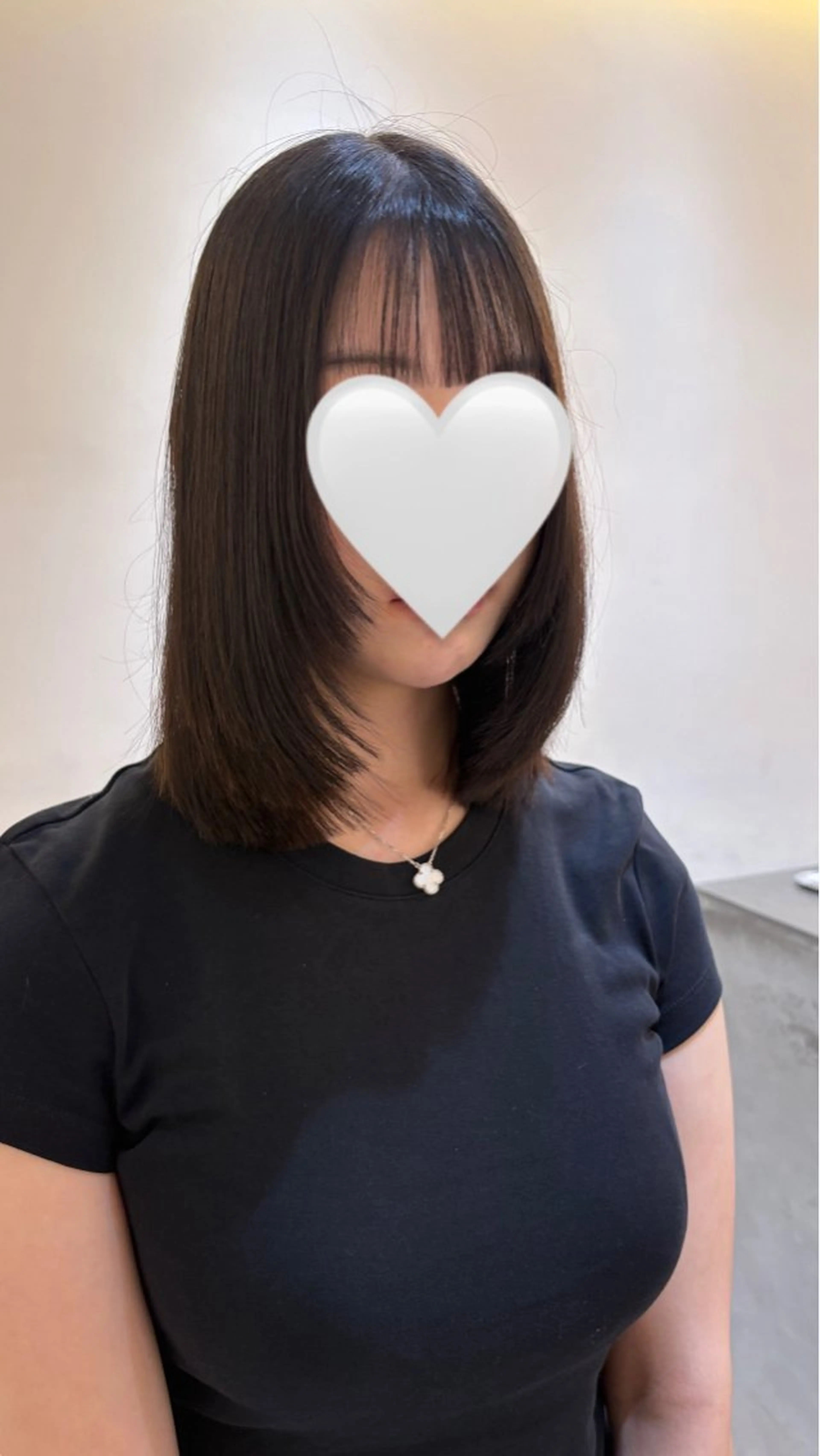 ミディアム 顔まわりレイヤー 顔周りカット レイヤーカット nok所属・レイヤー/ベージュ/ どますず🌺のヘアスタイル