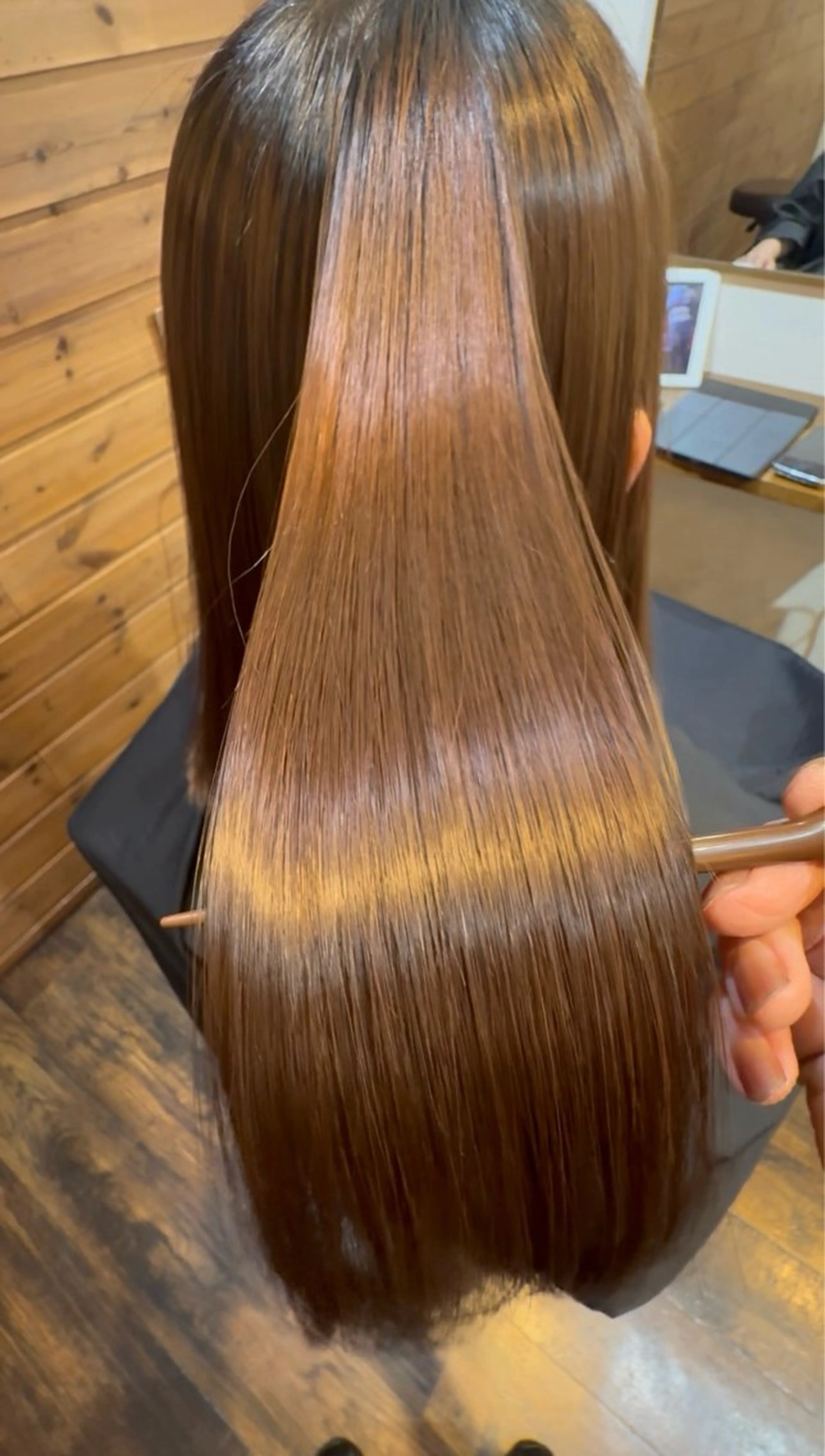 ロング shiwu天王台所属・⭐️美髪矯正⭐️ 室岡仁哉のヘアスタイル