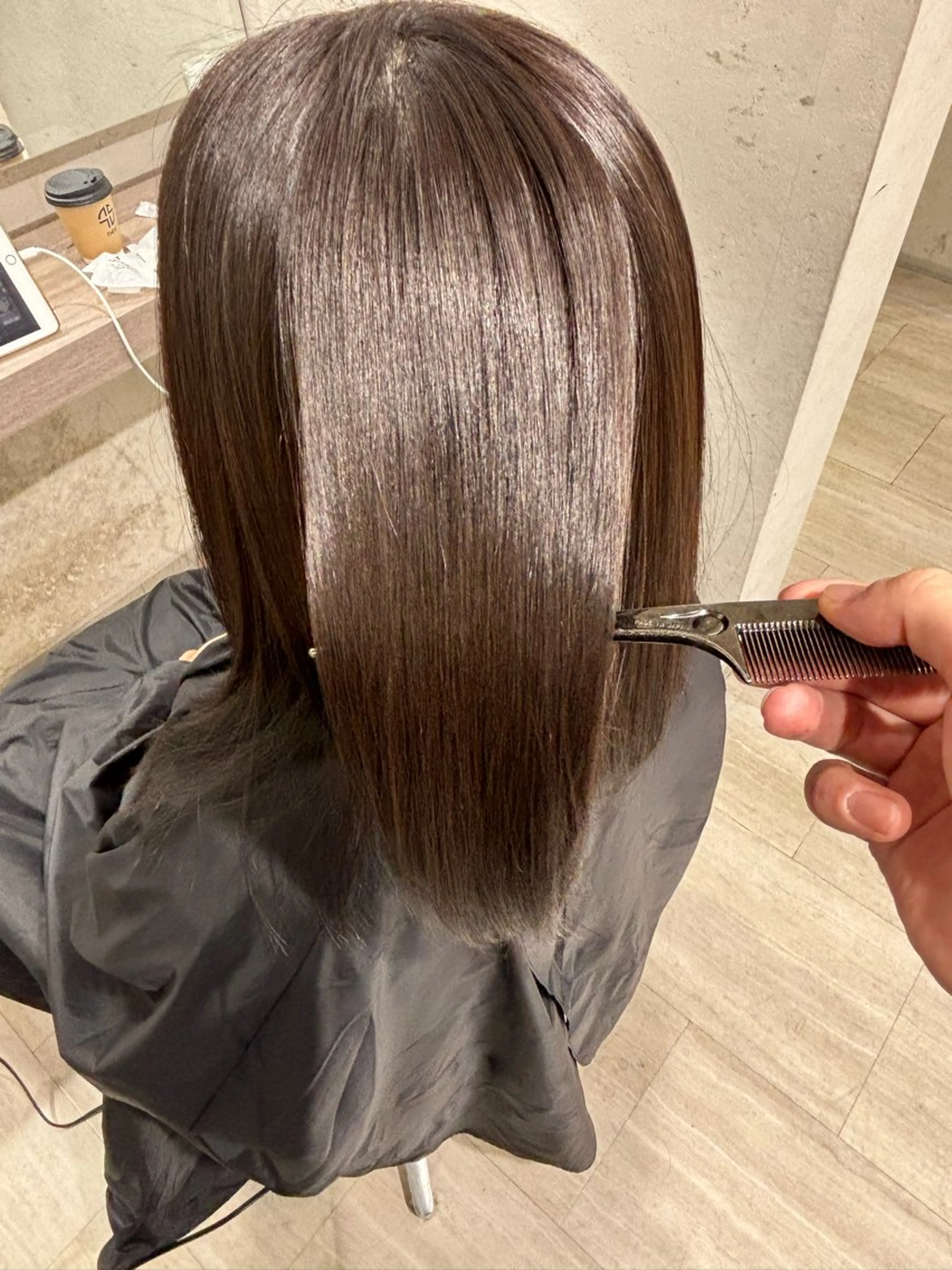 カラー ブラウンカラー ダークブラウン 安保航太 /ブリーチ特化のヘアスタイル