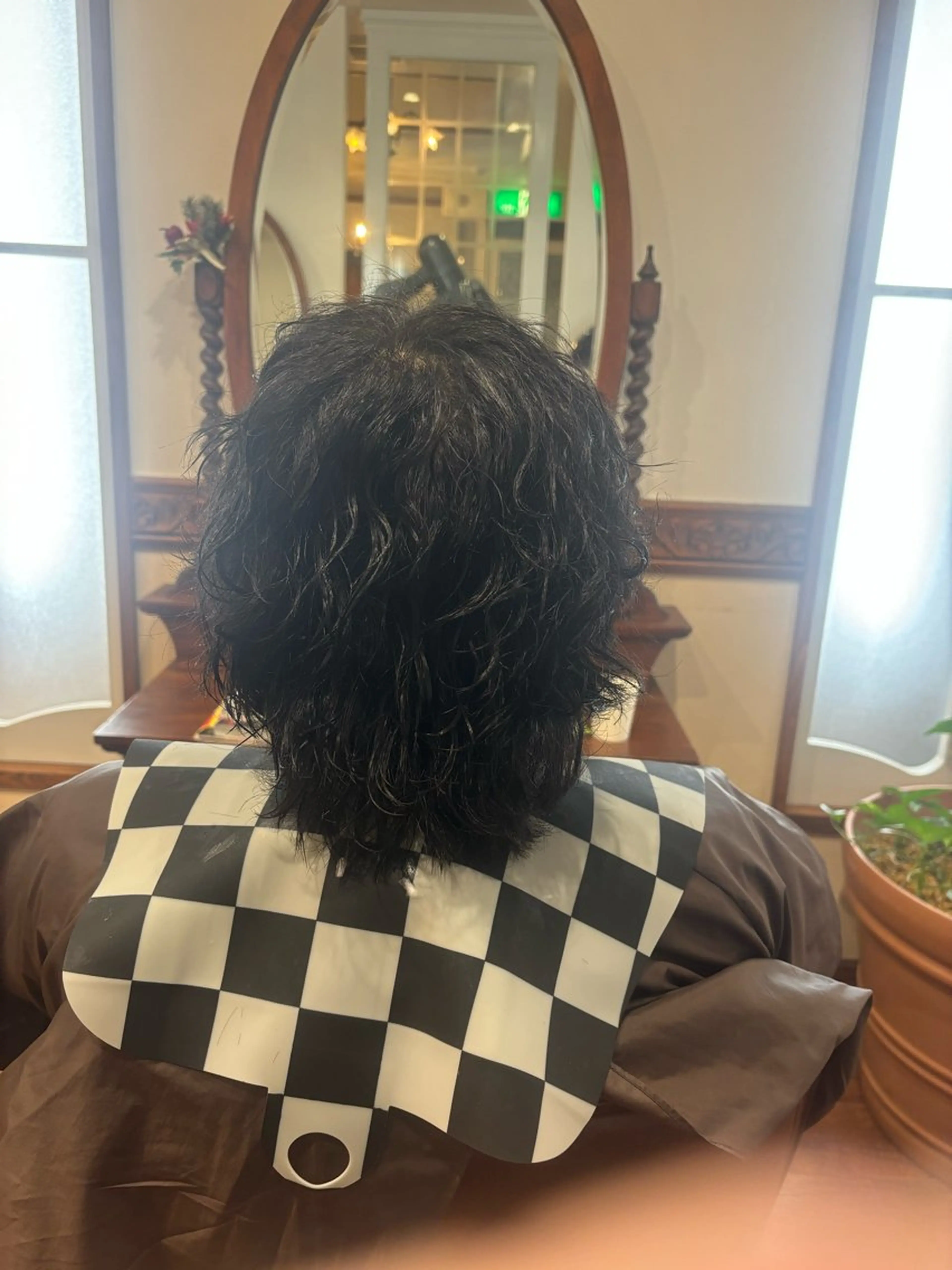 メンズ 波巻きパーマ おしゃれ泥棒 石原メンズ特化美容師のヘアスタイル