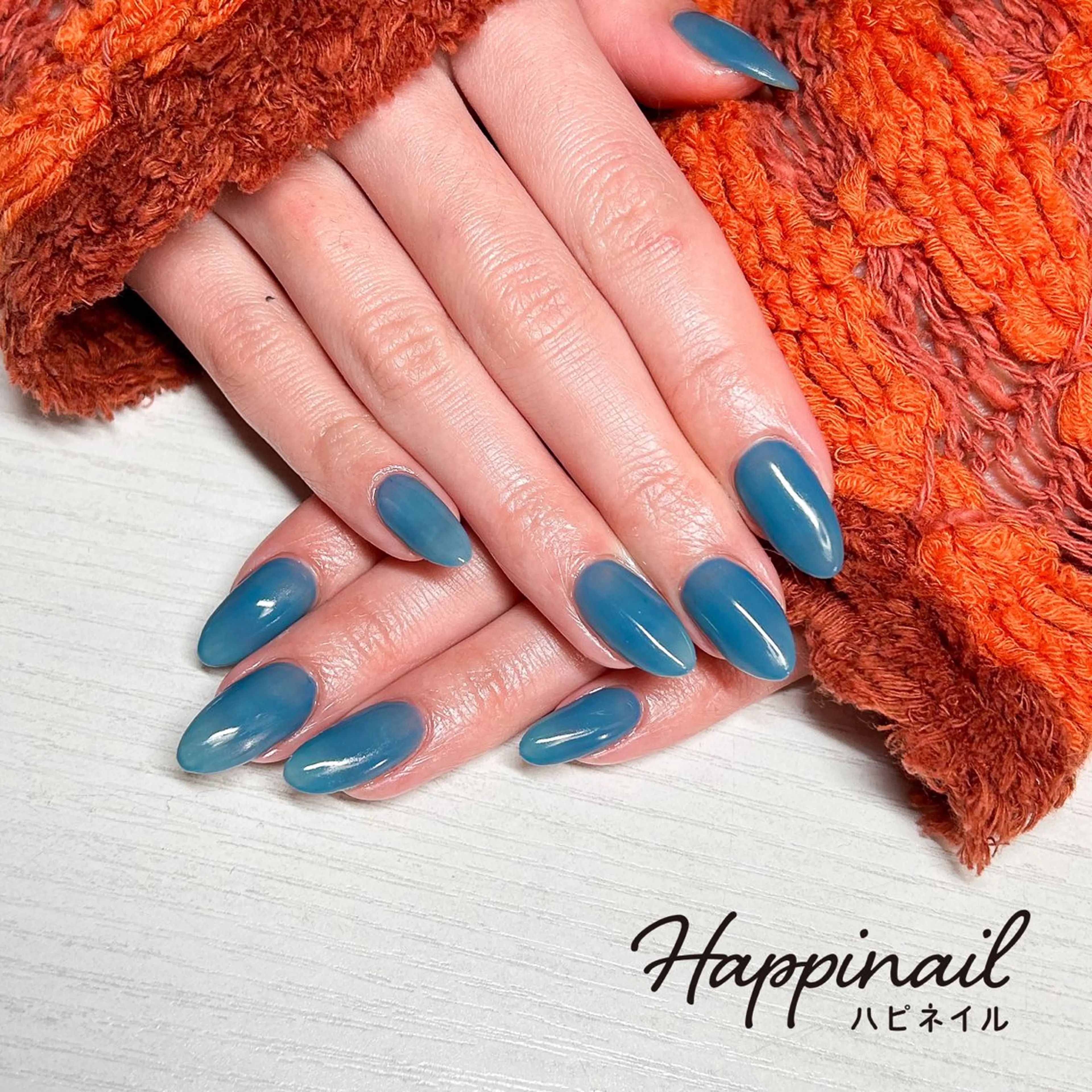 ネイル ワンカラーネイル 冬ネイル ケアが得意なサロン Happinailのエステ・リラクイメージ