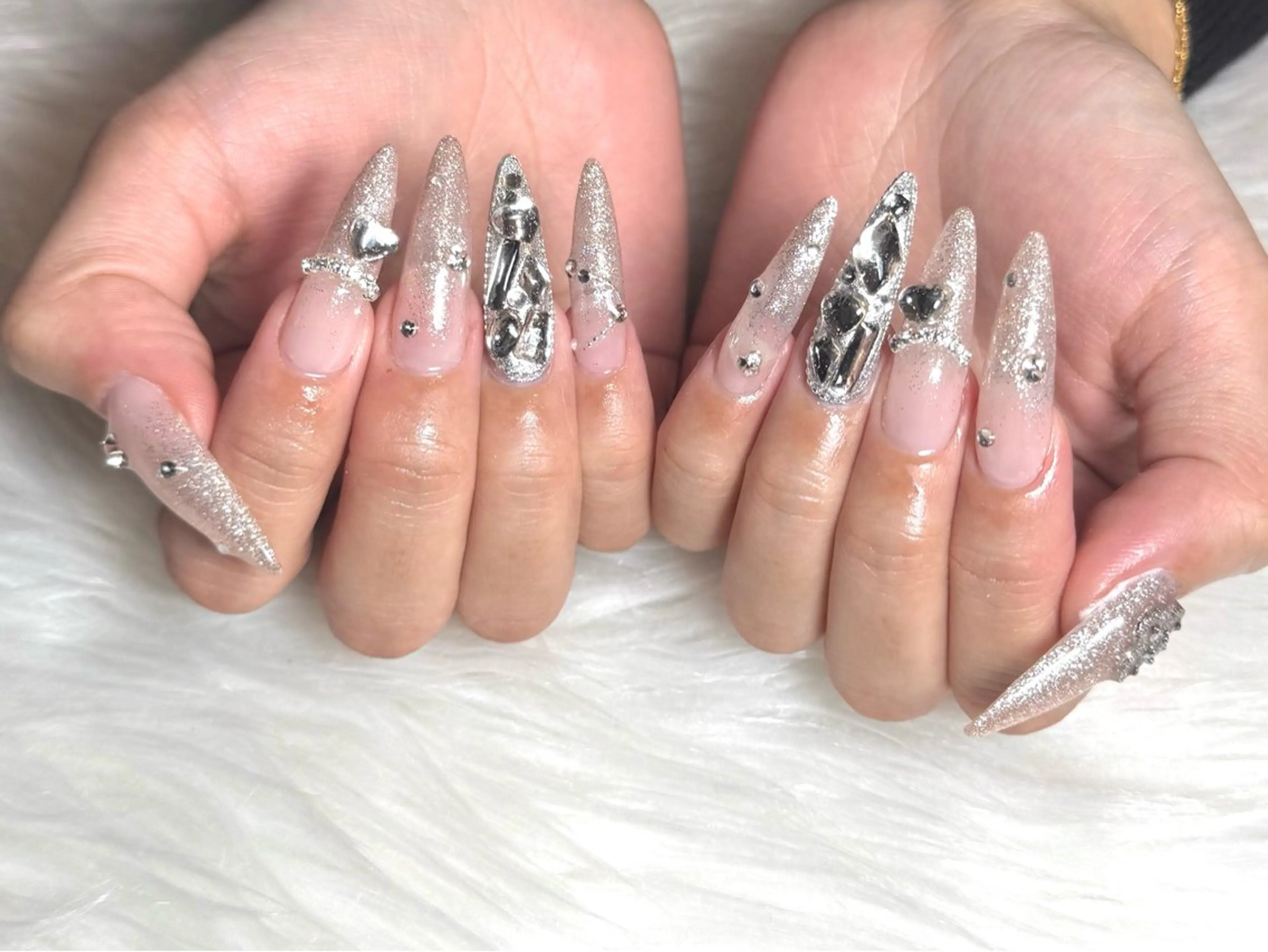 ネイル ハンドネイル peTiT ✨️ yuzuki💞🫧のネイルデザイン