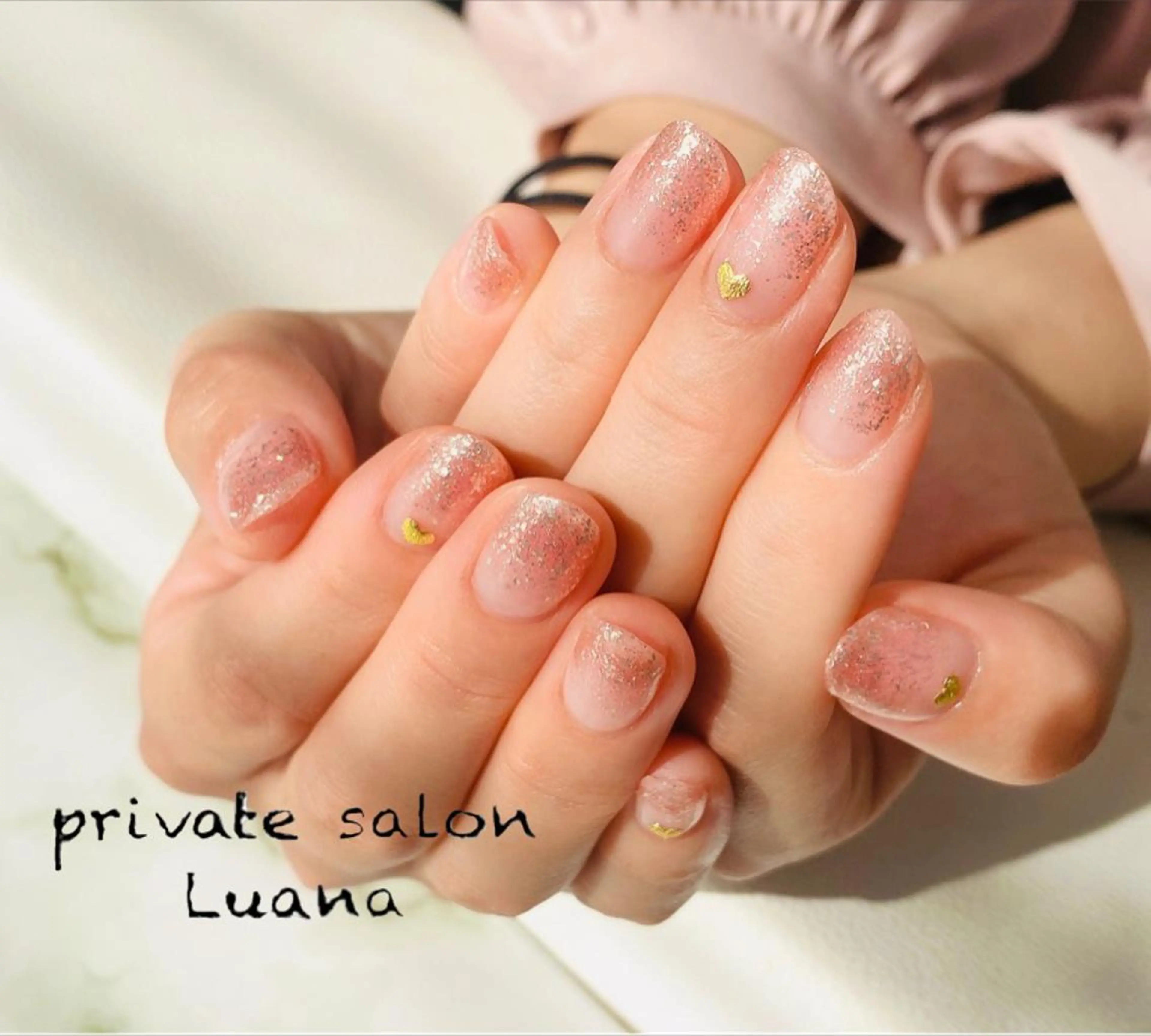 ネイル グラデーション ラメ(グリッター) ラメグラデーション ハンドネイル 自宅ネイルサロン ルアナのネイルデザイン