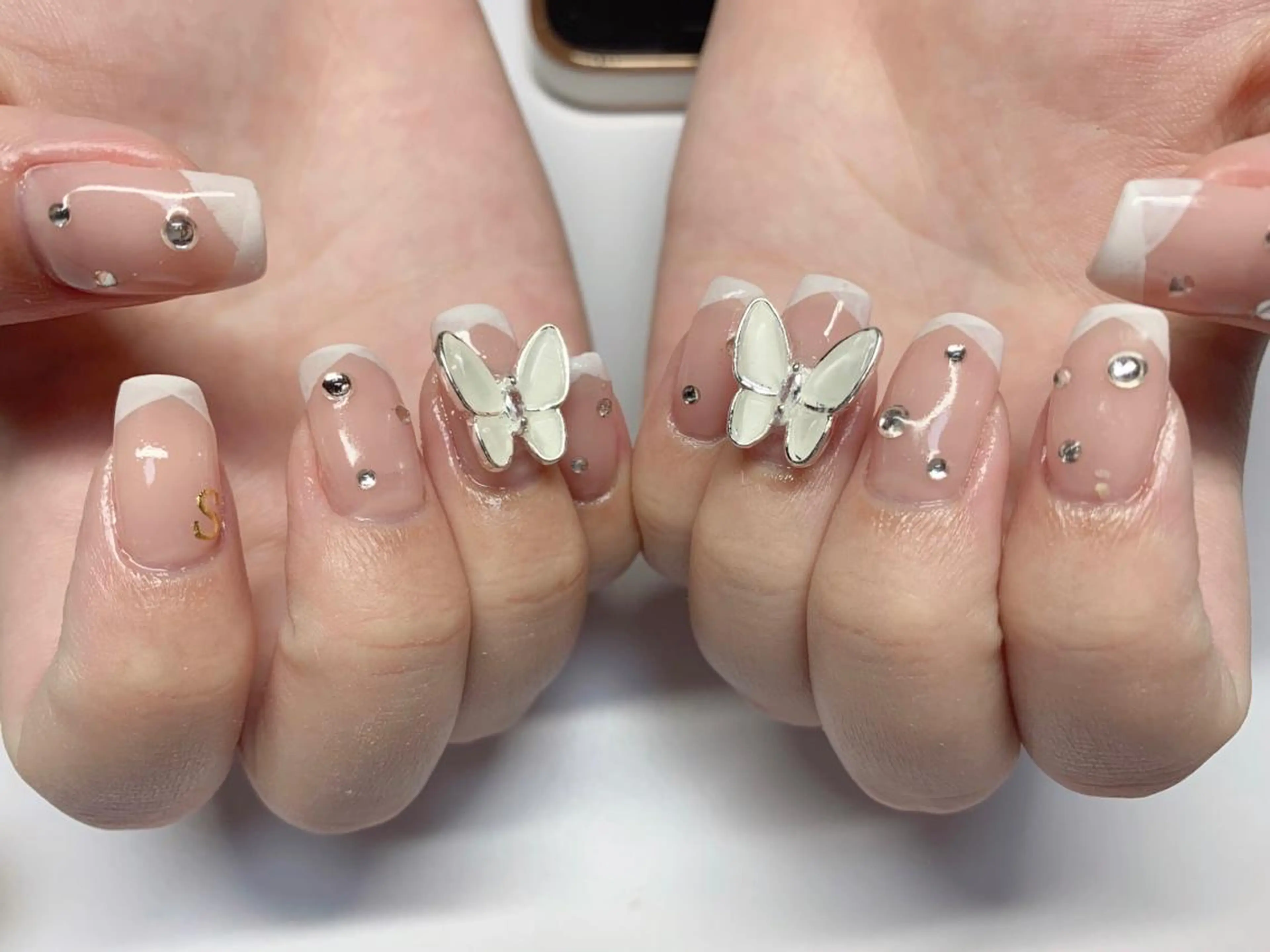 ネイル フレンチネイル 池崎 美穂のネイルデザイン