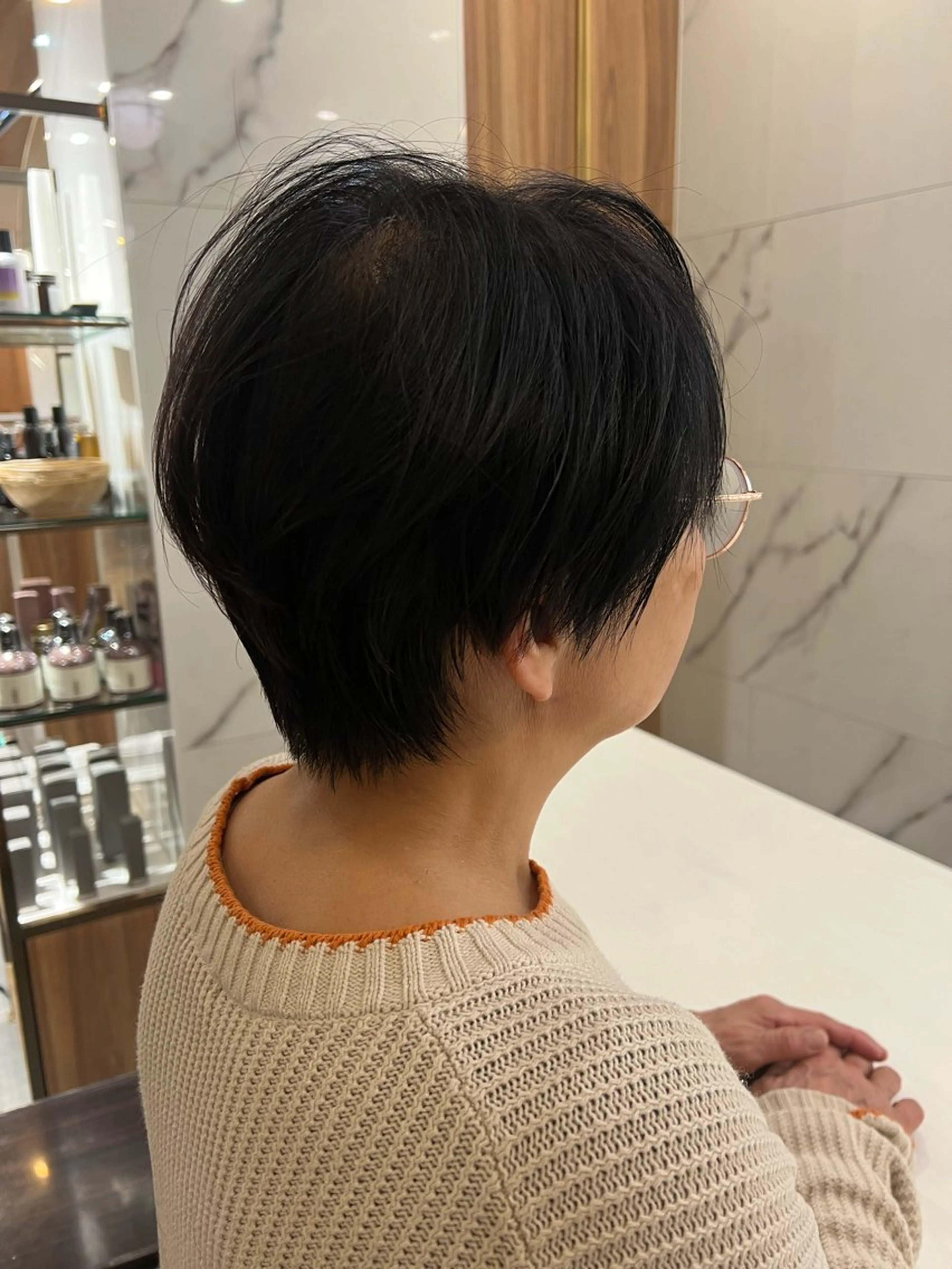 ショート 村中 逸紀のヘアスタイル