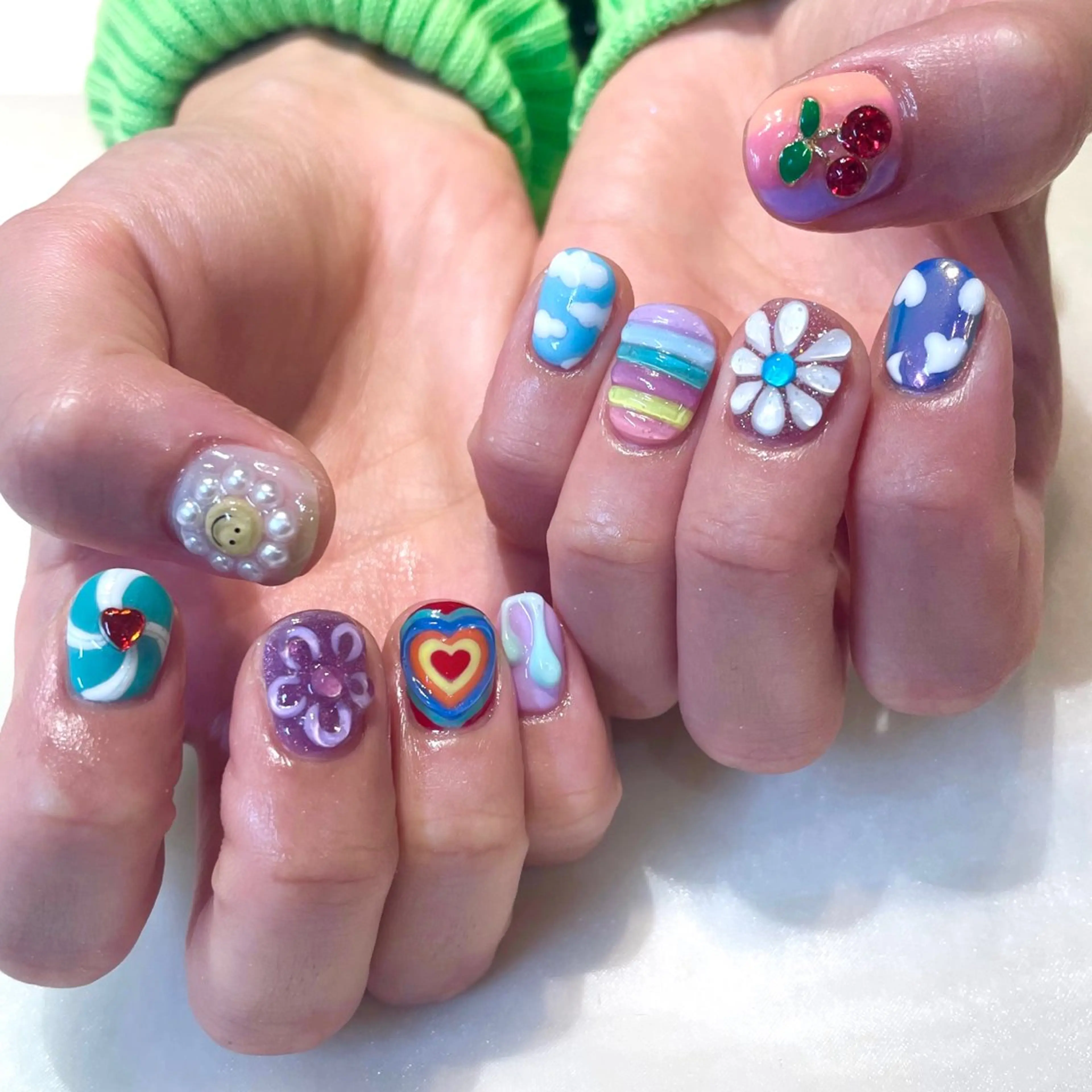 ネイル ハンドネイル 新井 ひなののネイルデザイン