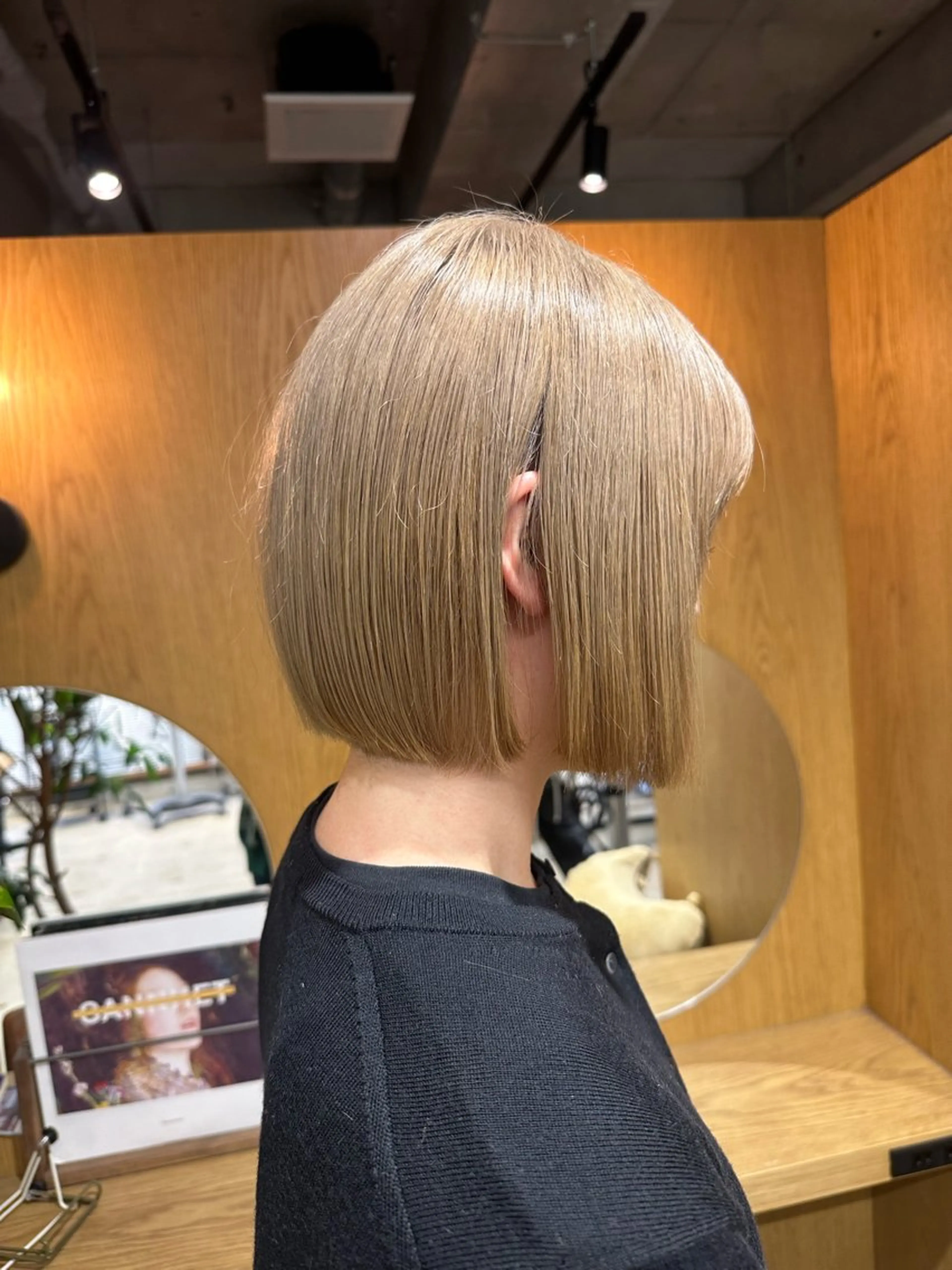 ミディアム カット ヘアカラー ︎🤎W color MIYU‎🤎のヘアスタイル