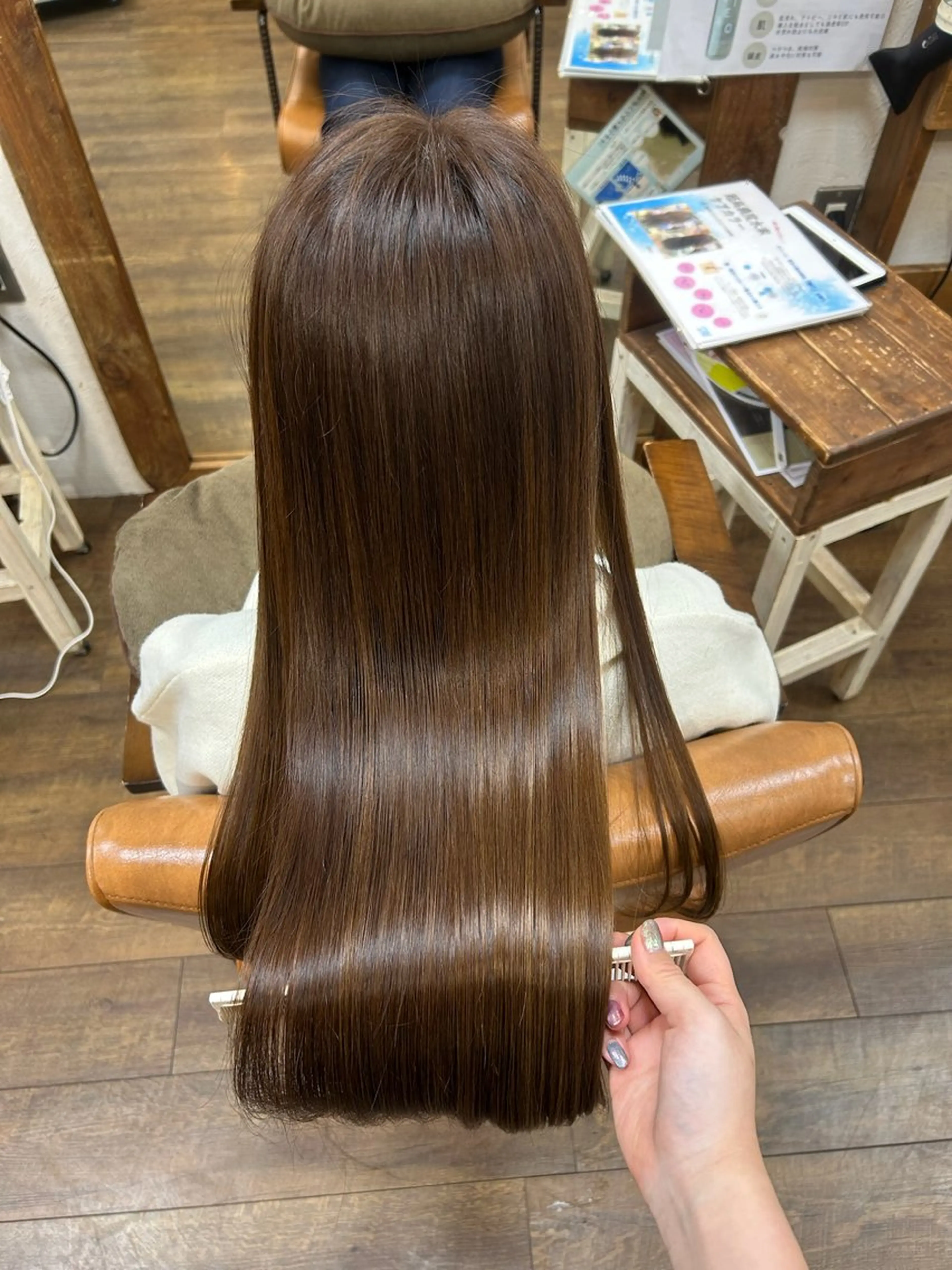 ロング カラー ブラウンカラー オリーブブラウン ヘアカラー 徳永　髪質改善 縮毛矯正のヘアスタイル