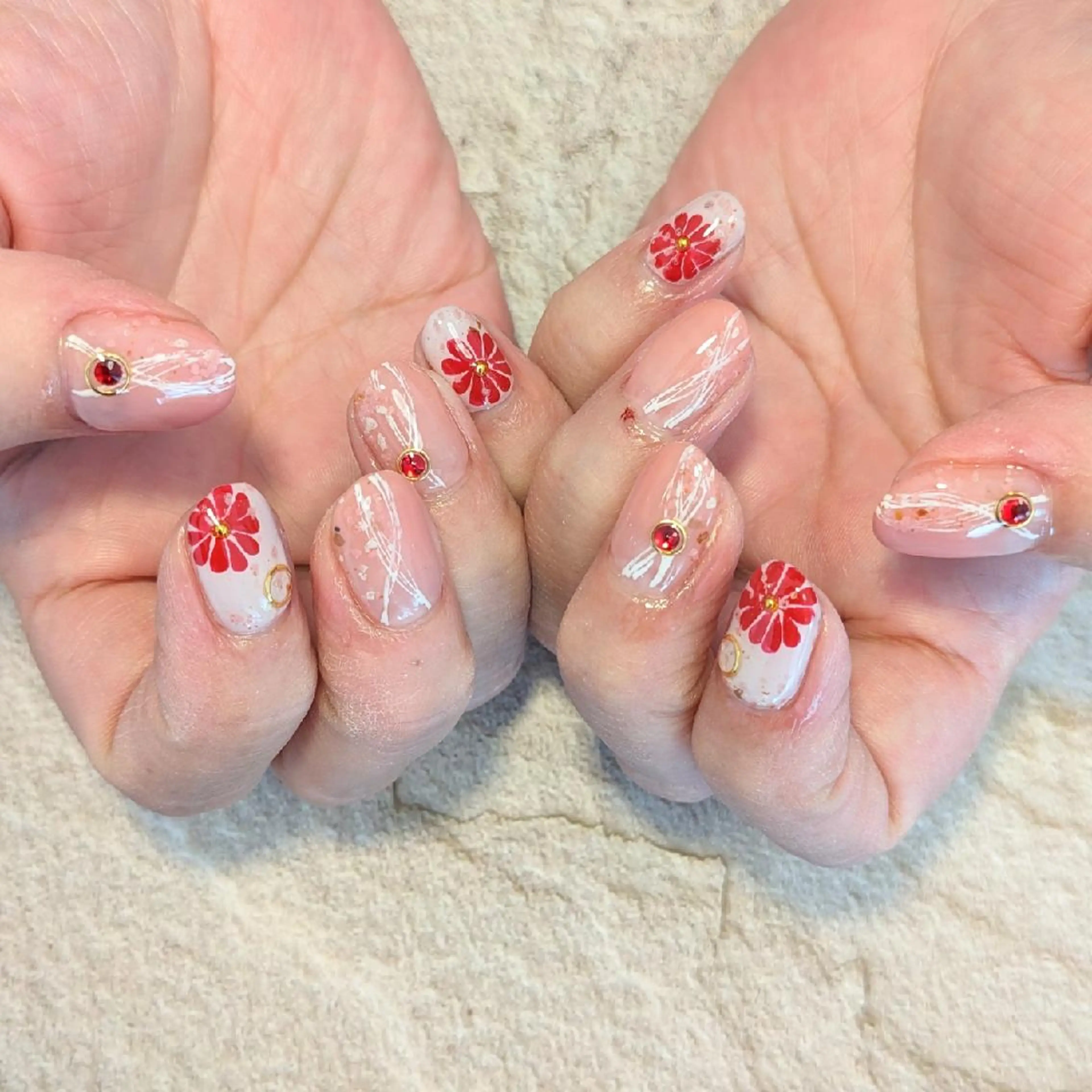 ネイル ｱｲﾗｯｼｭ ﾈｲﾙ ｻﾛﾝ つけるのマツエク・マツパデザイン