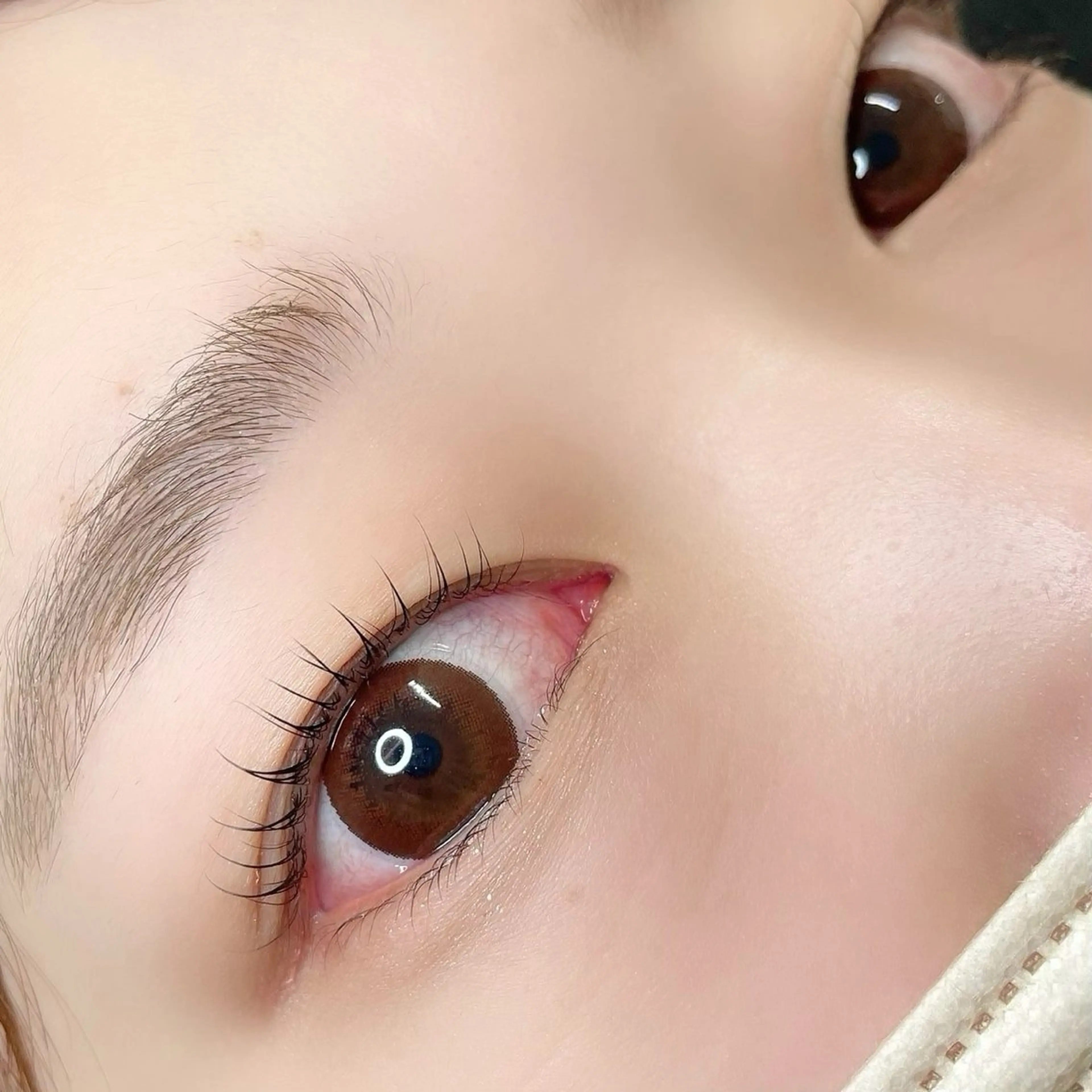 ラッシュリフト上まつ毛パーマ×アイブロウ(アイブロウワックス脱毛&眉メイク仕上げ)の写真