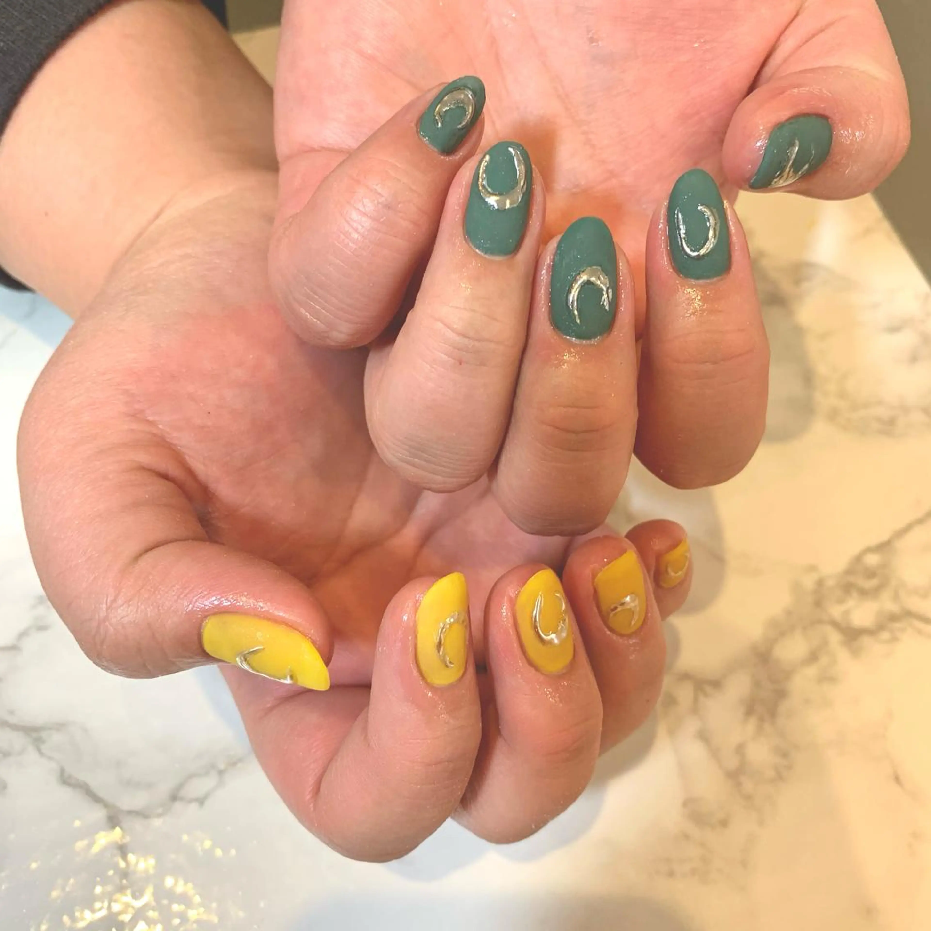 ネイル 岸本 みなみのネイルデザイン