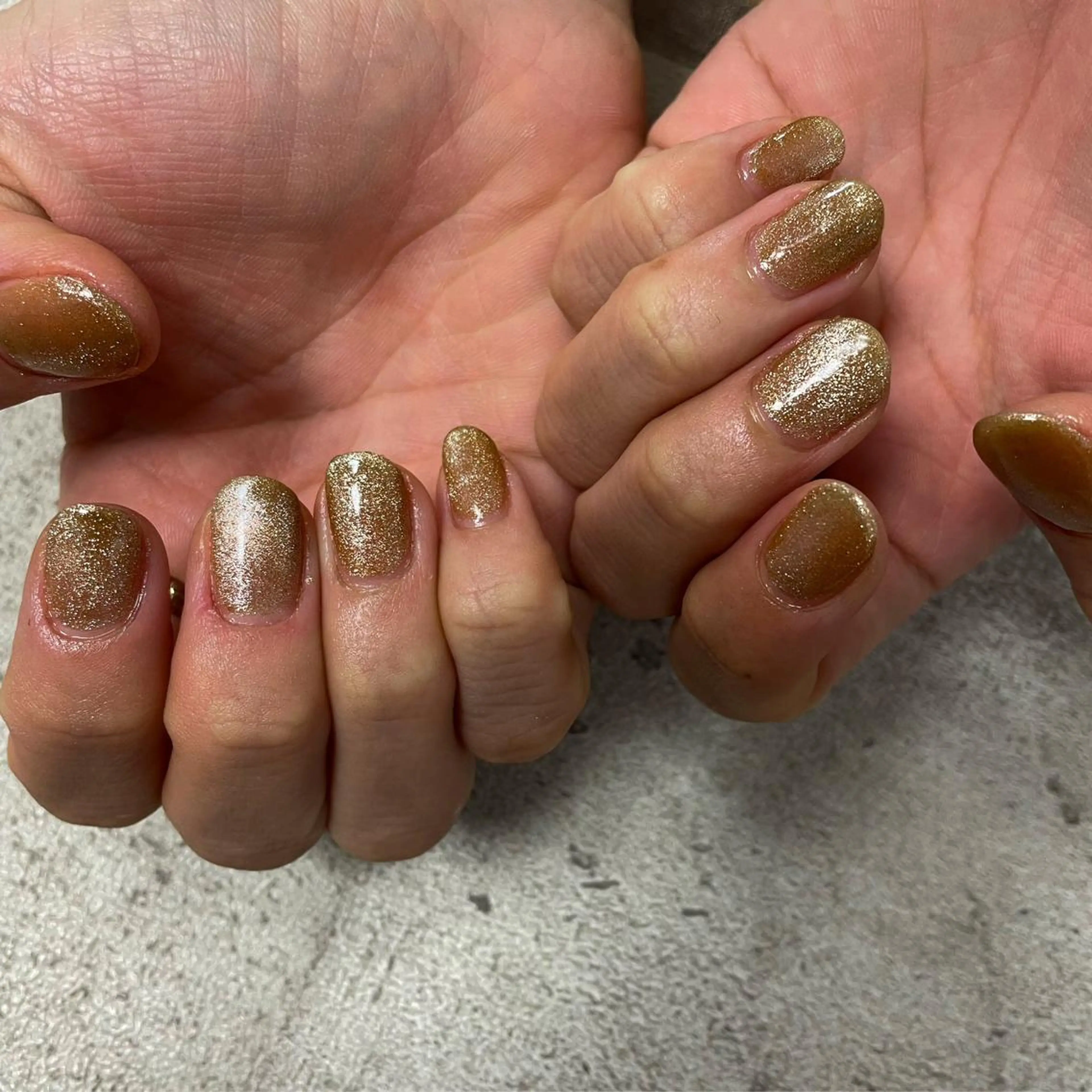 ネイル ブラウン フットネイル ジェルネイル 韓国ネイル マグネットネイル Mogu nail 二子玉川のネイルデザイン