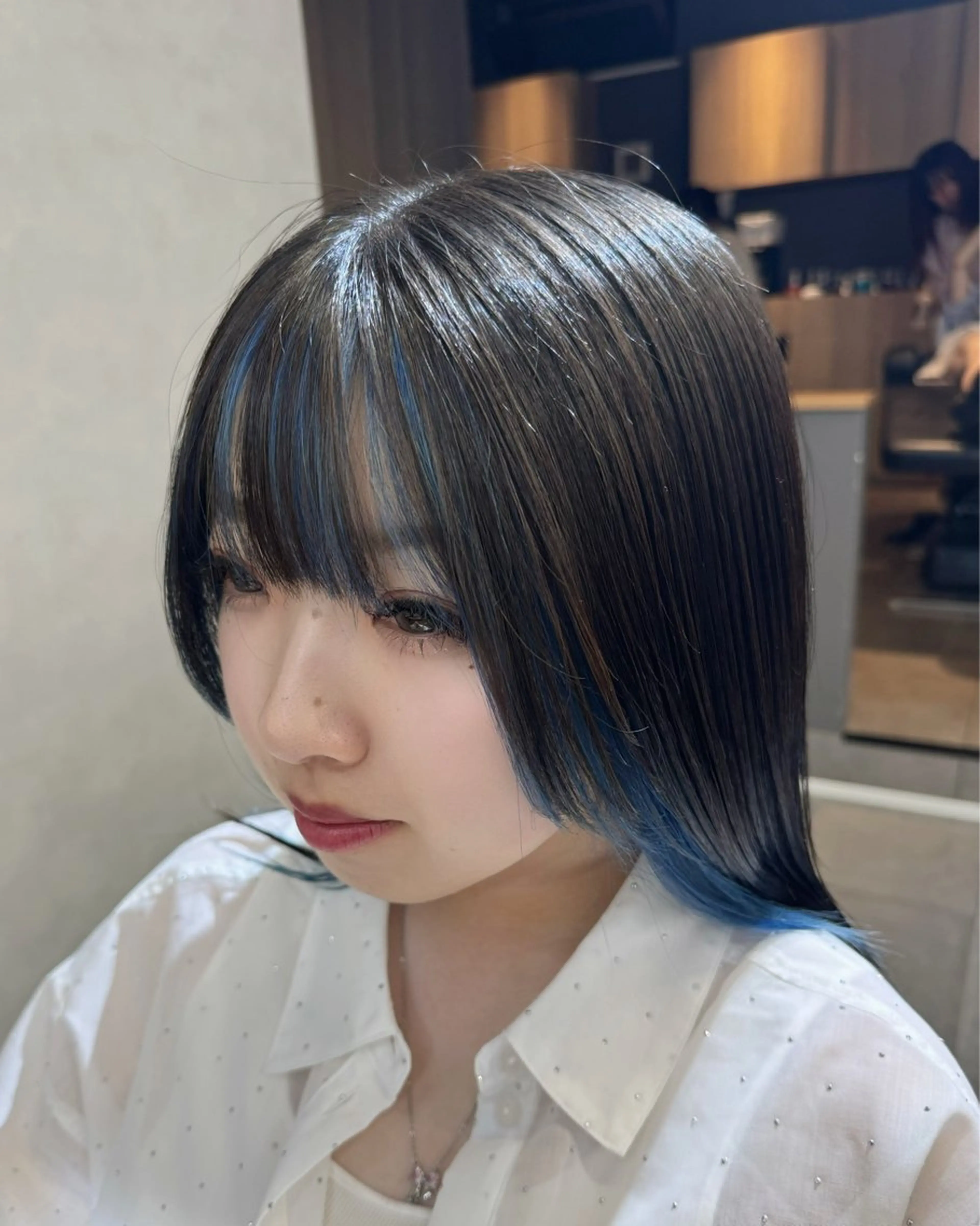 カラー 黒髪 ブルーカラー ブルーブラック 透明感カラー ハイライトカラー ヘアカラー トリートメント 銀座/インナーカラー /髪質改善/せいぎのヘアスタイル