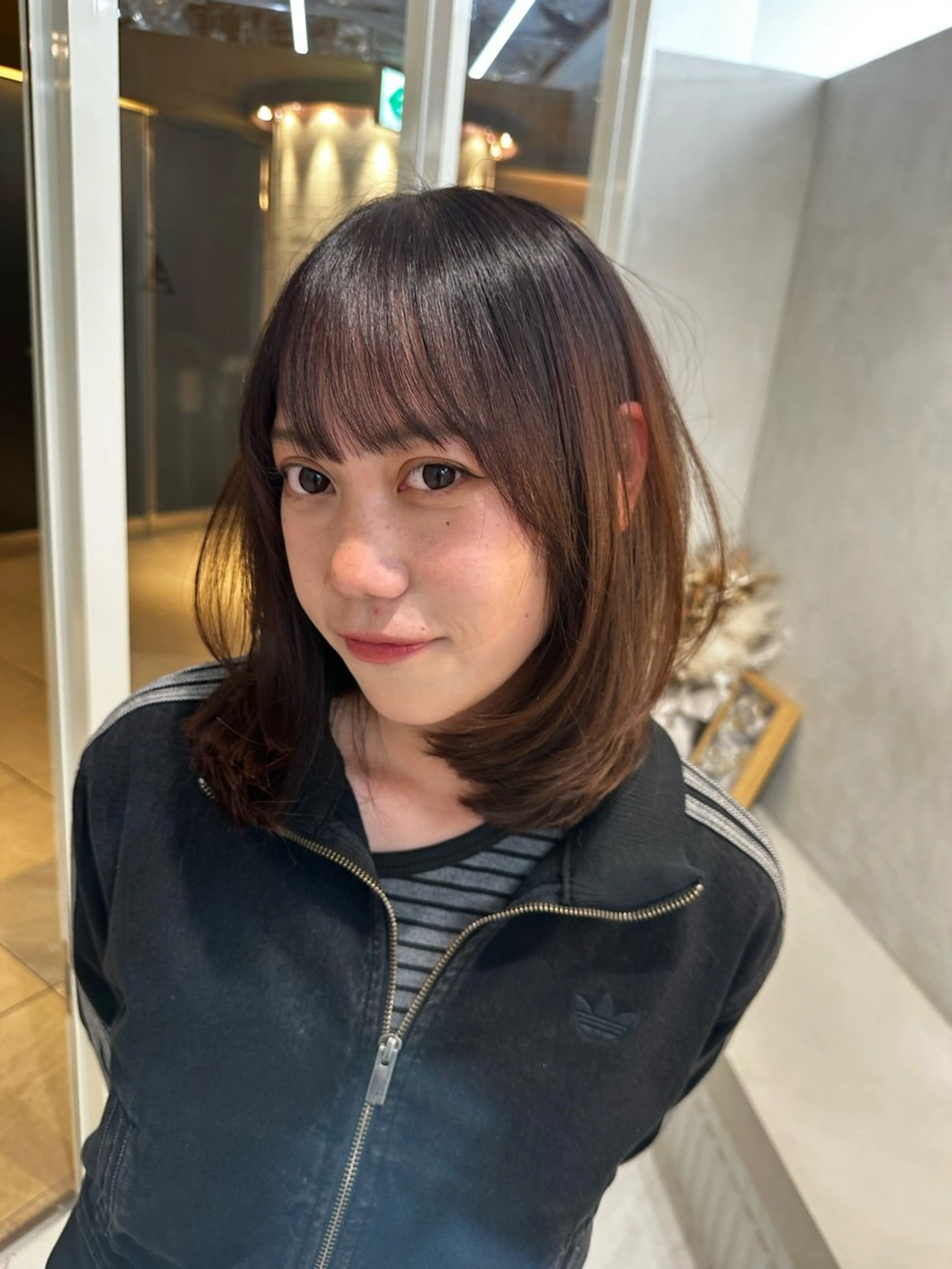 カラー ブリーチ ケアカラー ブリーチなしカラー 髪質改善 カット ヘアカラー トリートメント ヘアセット ARMONY表参道店所属・韓国風レイヤーカラー ライムのヘアスタイル