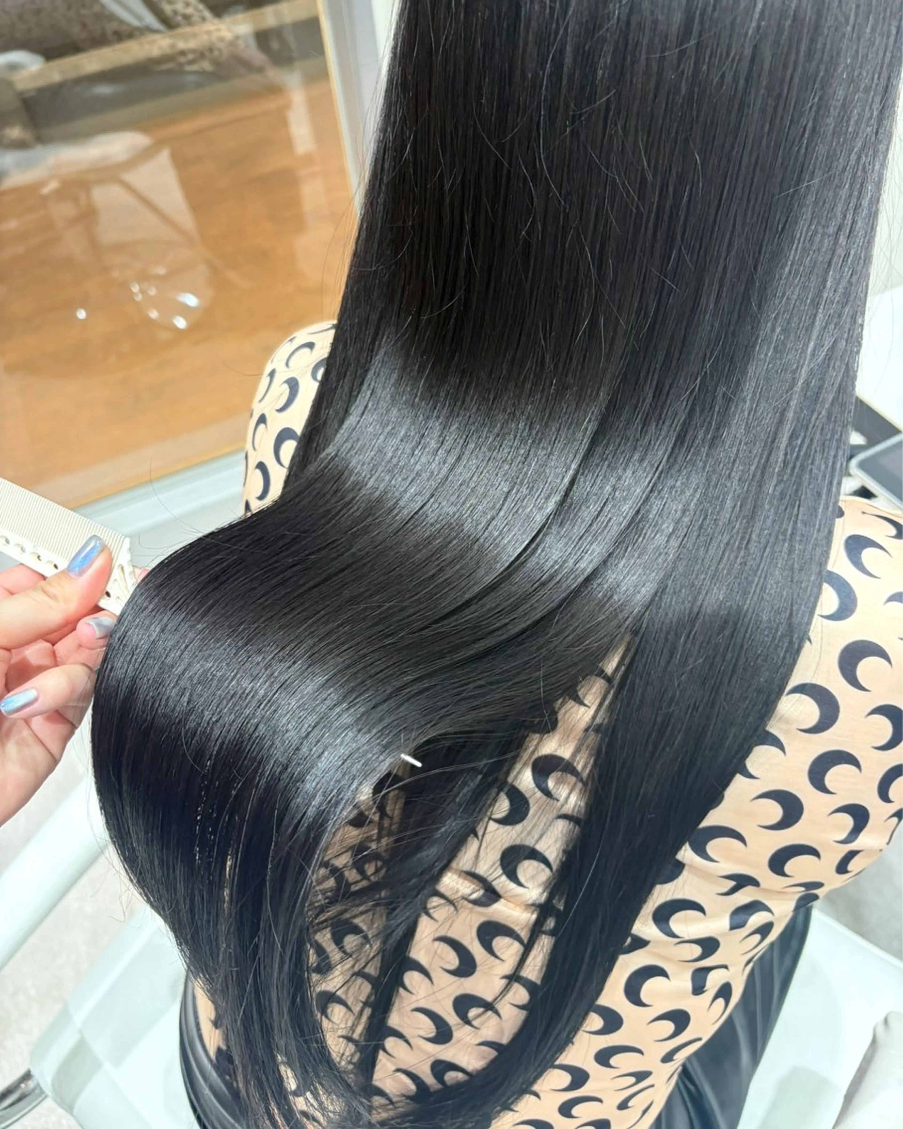 ロング カラー カット ヘアカラー ハイトーン/カラー /ウルフ/RENAのヘアスタイル