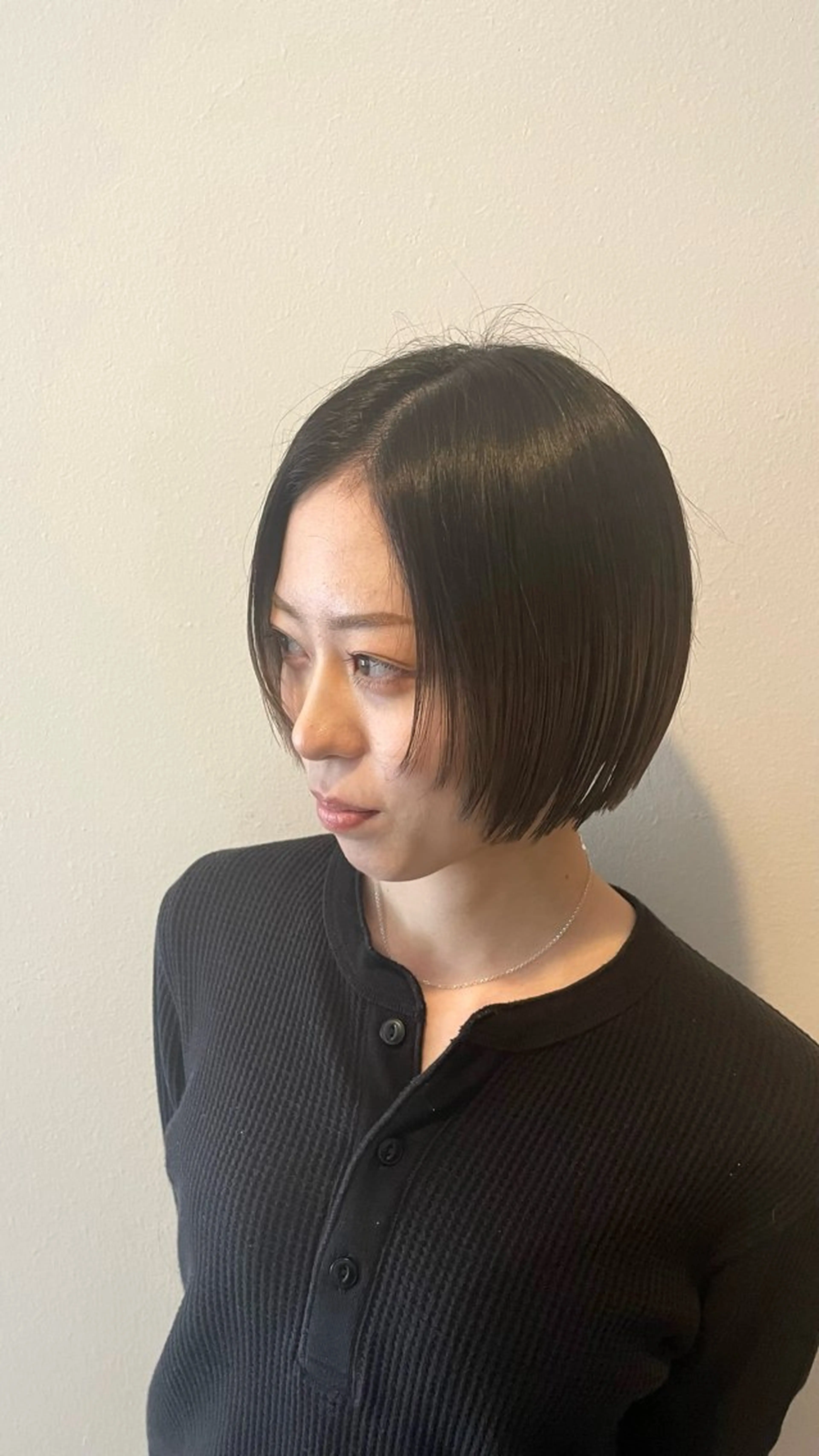 ショート ハラダ クルミのヘアスタイル