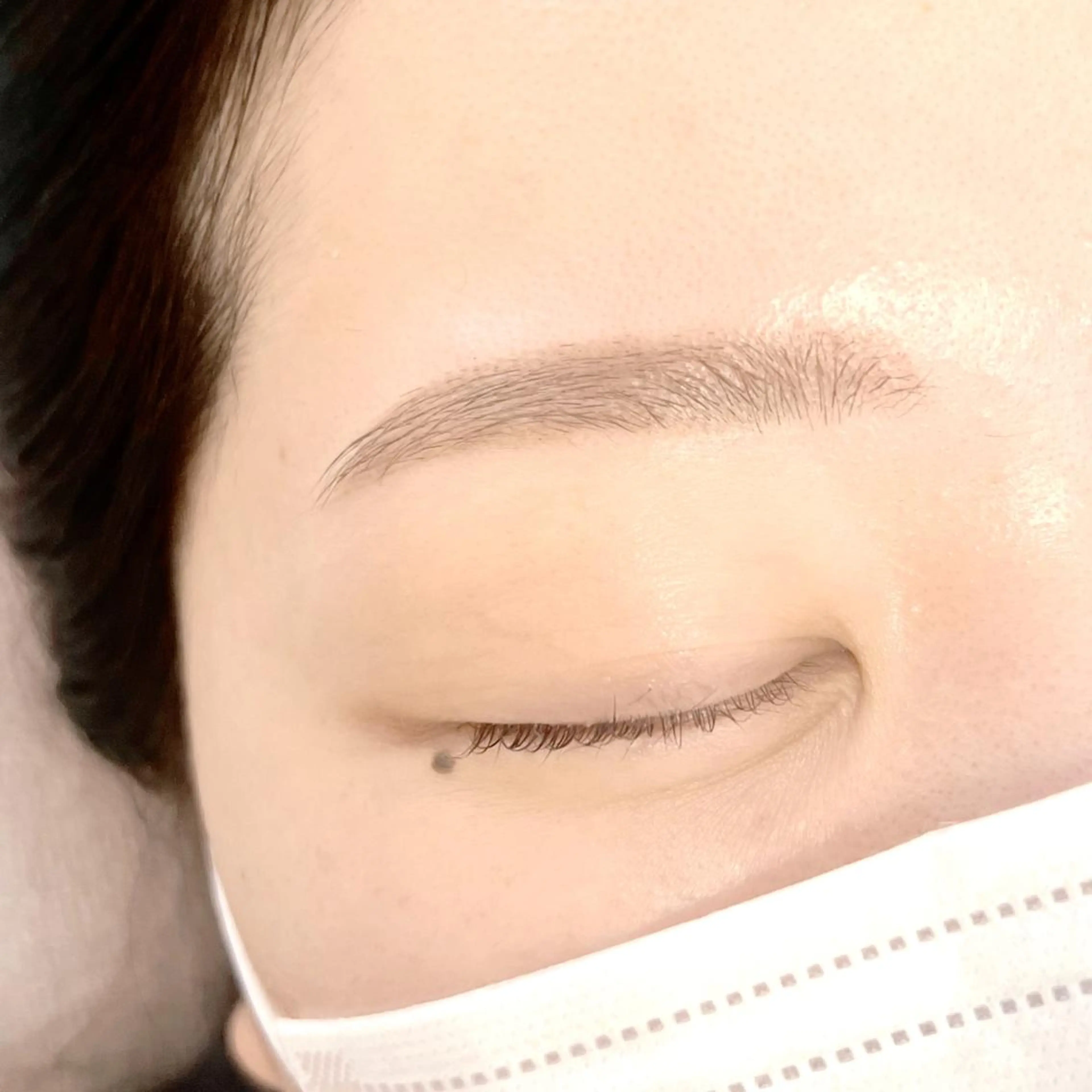 アイブロウ エルフ岩佐 奈々のマツエク・マツパデザイン